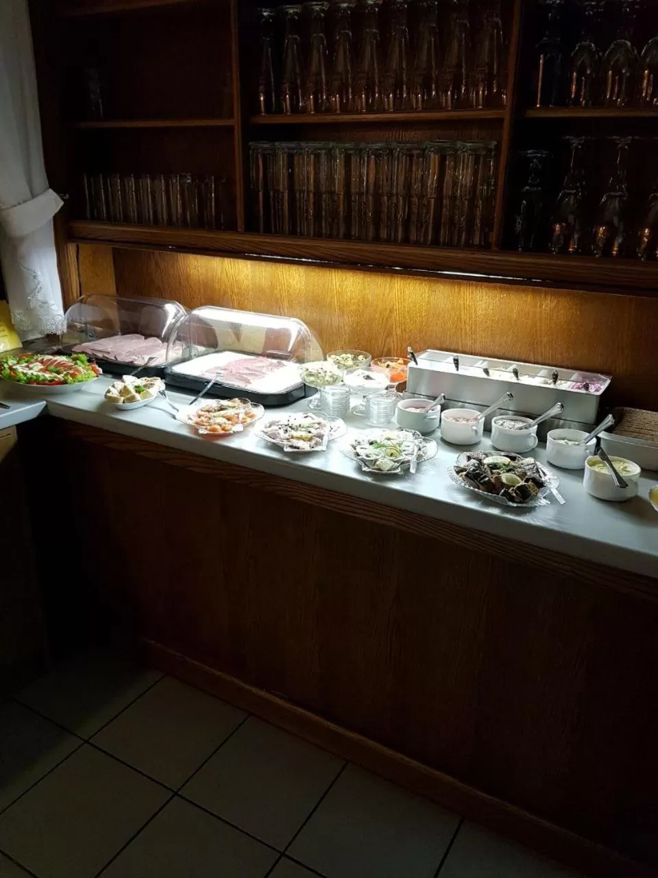 Buffet breakfast in Hotel Bertramshof