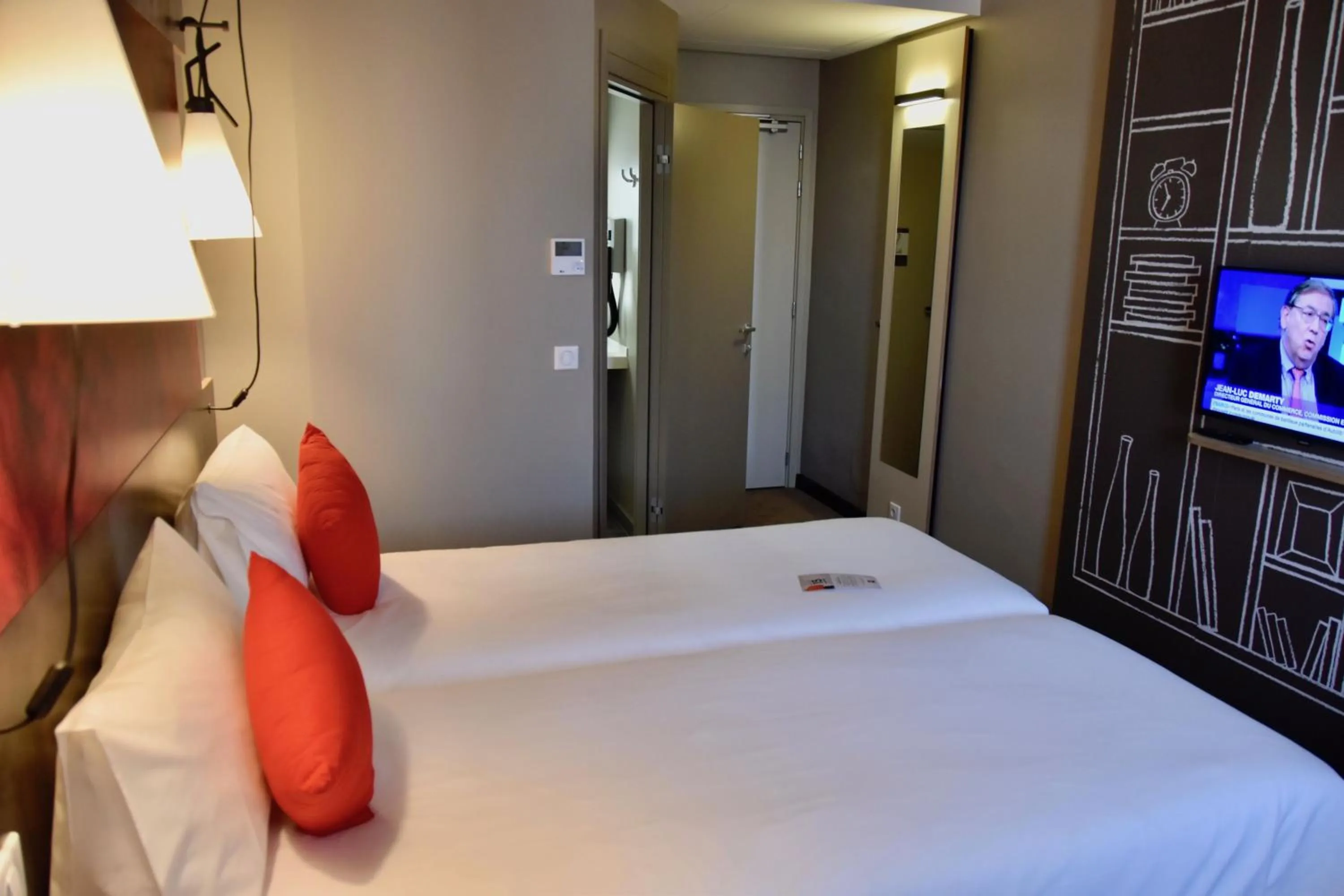 Bed in Ibis Sfax