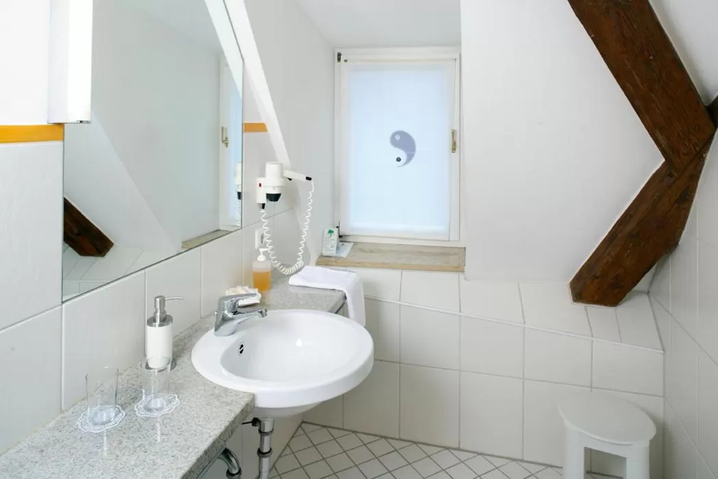 Photo of the whole room in Hotel Münchner Hof und Blauer Turm