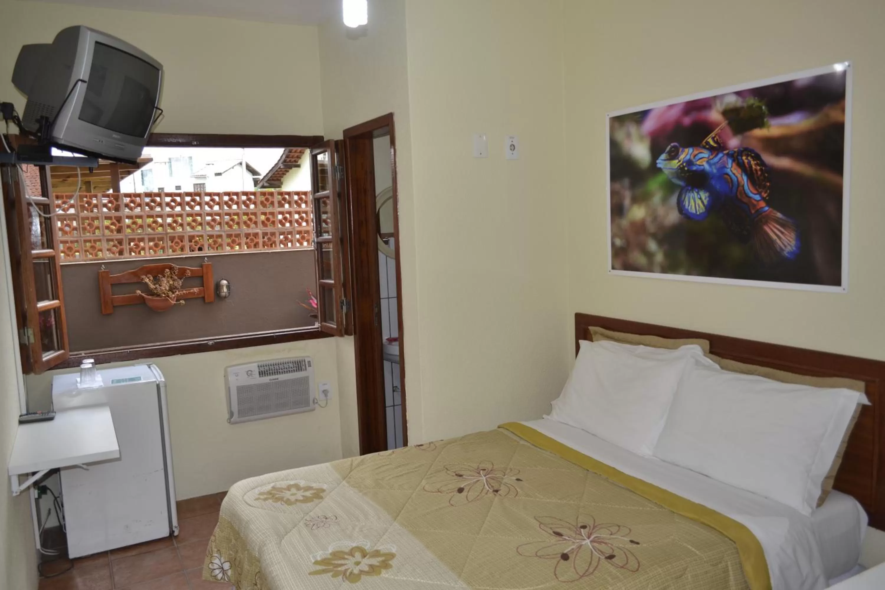 TV/Entertainment Center in Pousada Água da Fonte