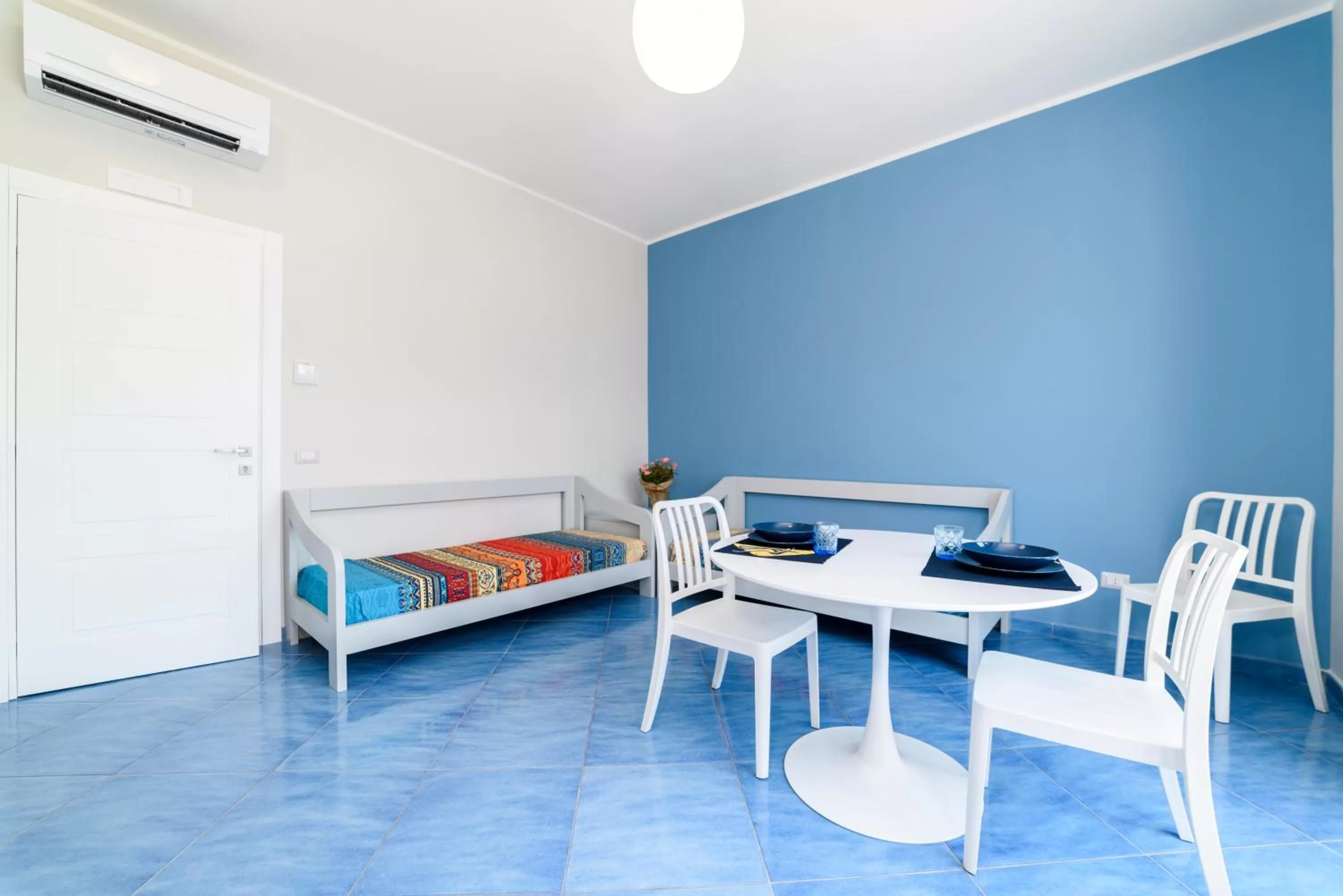 Photo of the whole room in Il Papavero Residence Arbostella