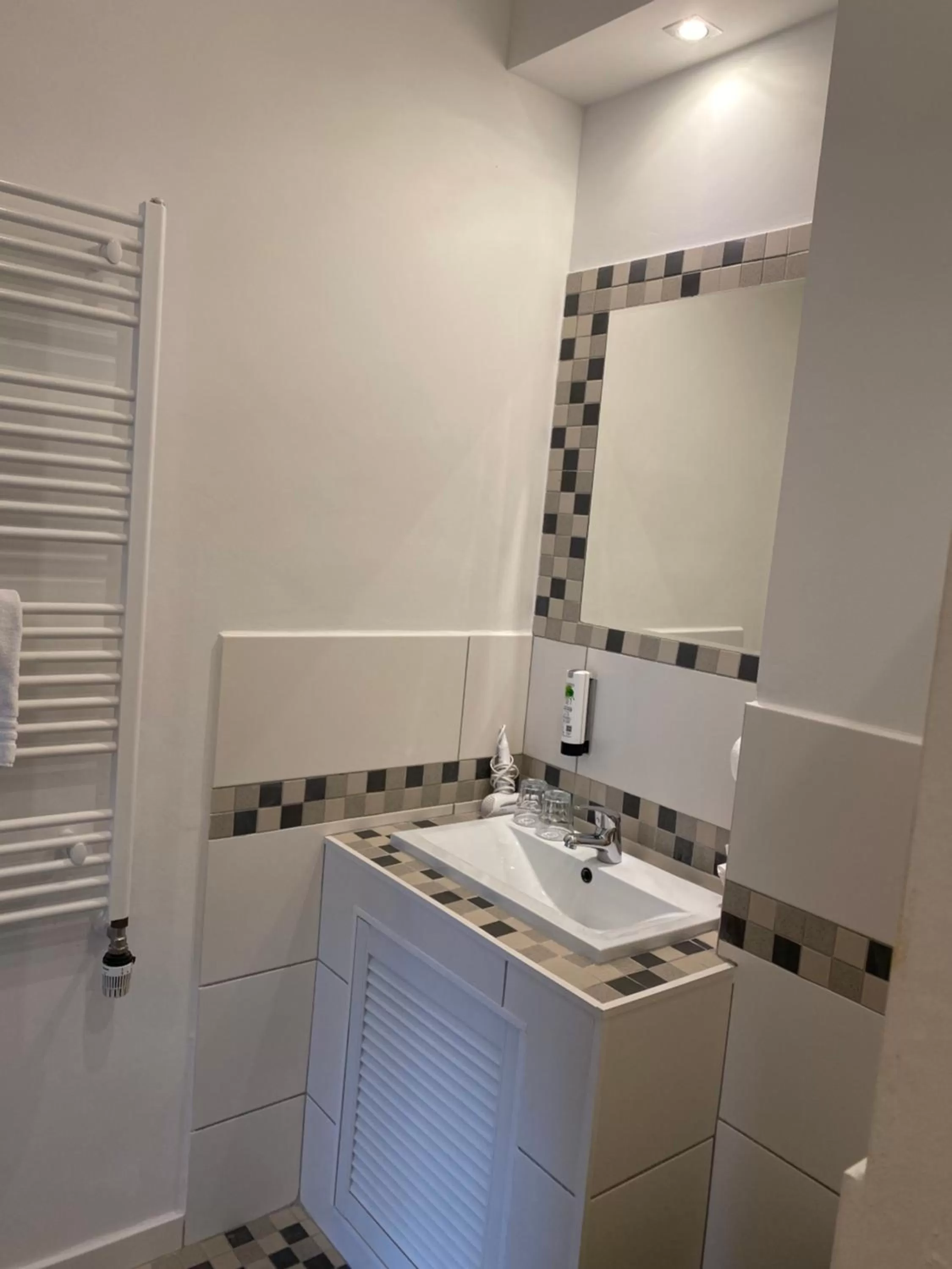 Bathroom in Avalon Bed & Breakfast Themen/- Nichtraucherhotel