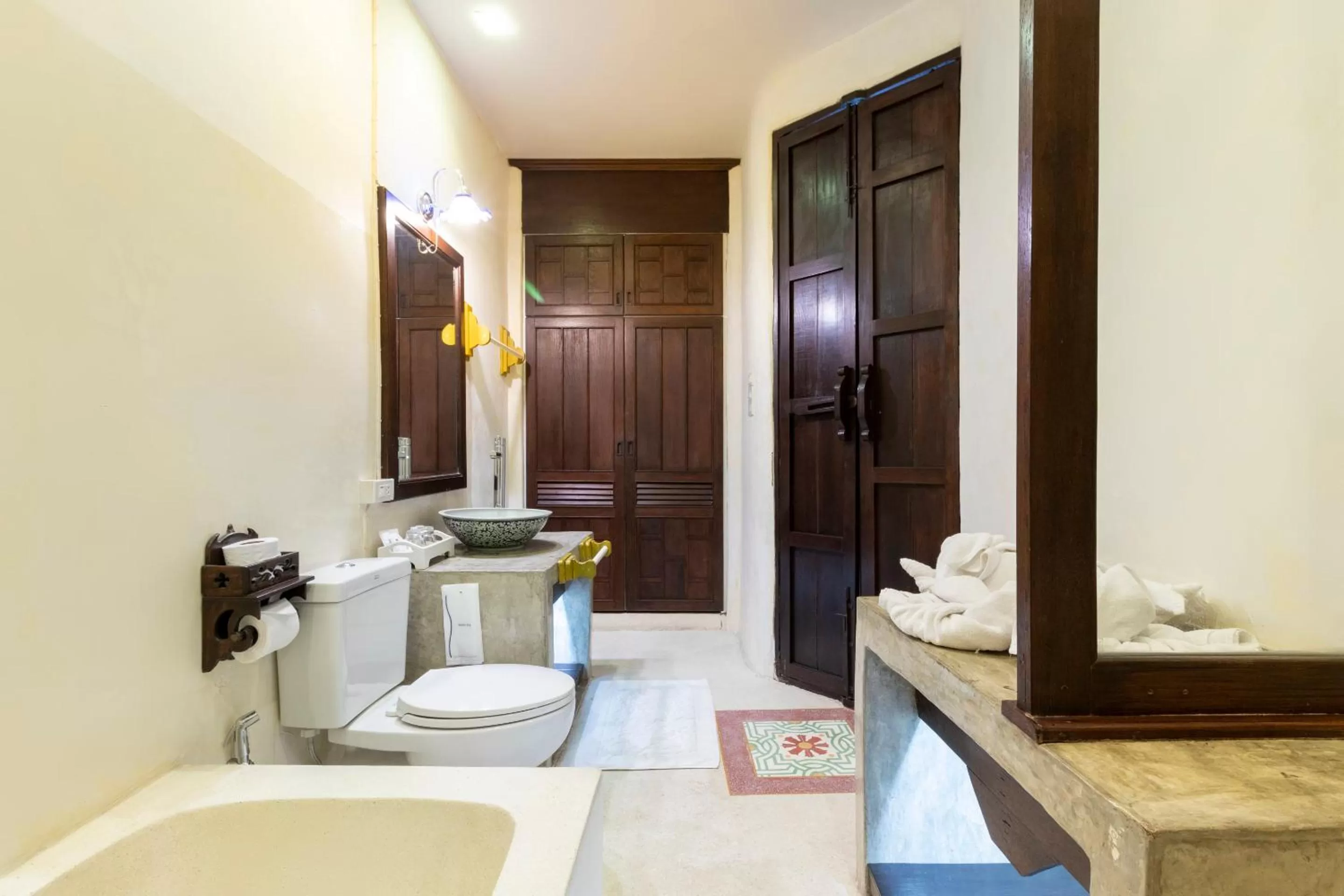 Bathroom in Cheva Gallery Boutique Hotel