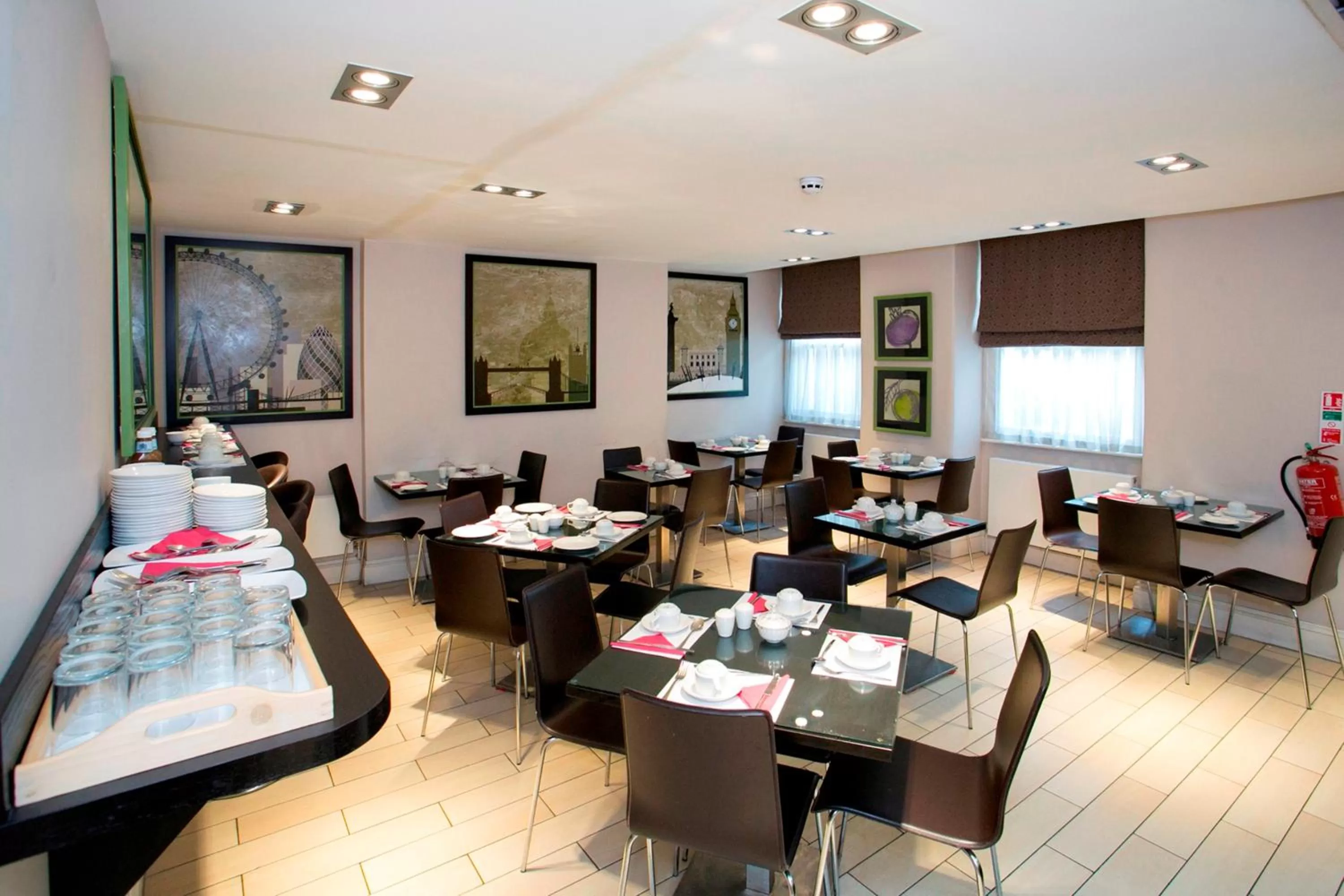 Restaurant/places to eat in Bloomsbury Palace Hotel