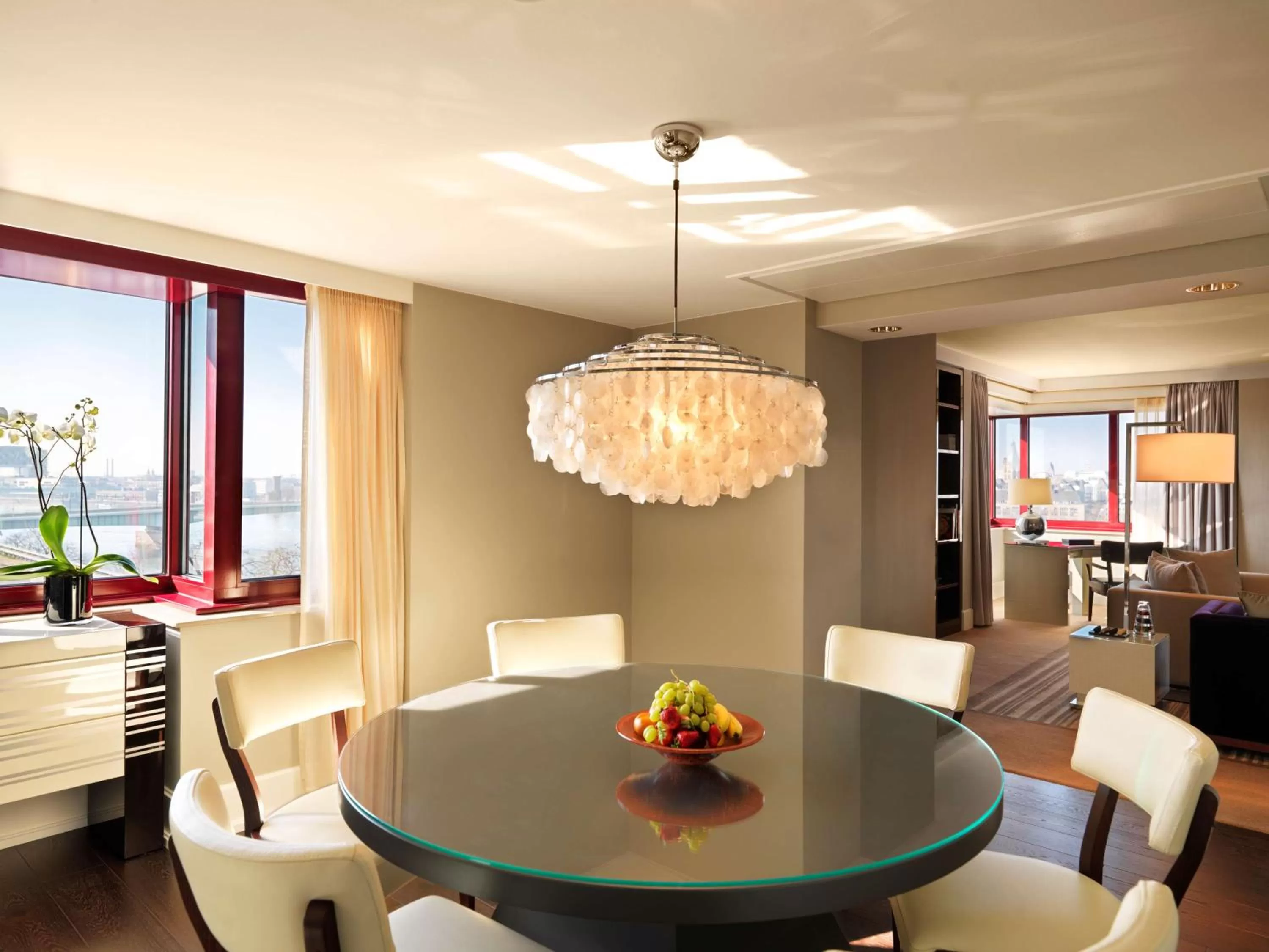 Photo of the whole room in Hyatt Regency Köln