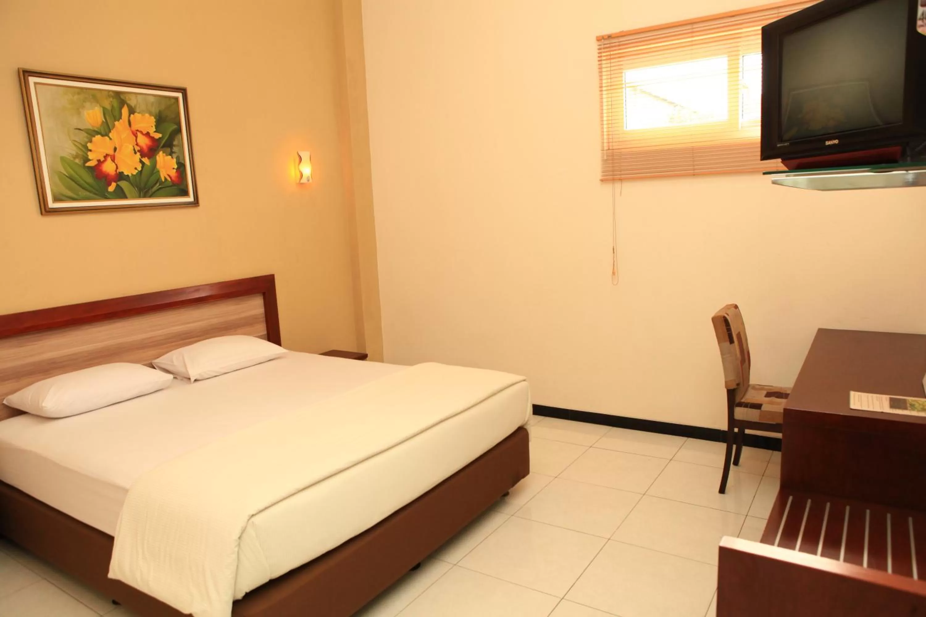 Bed in Arya Graha Semarang