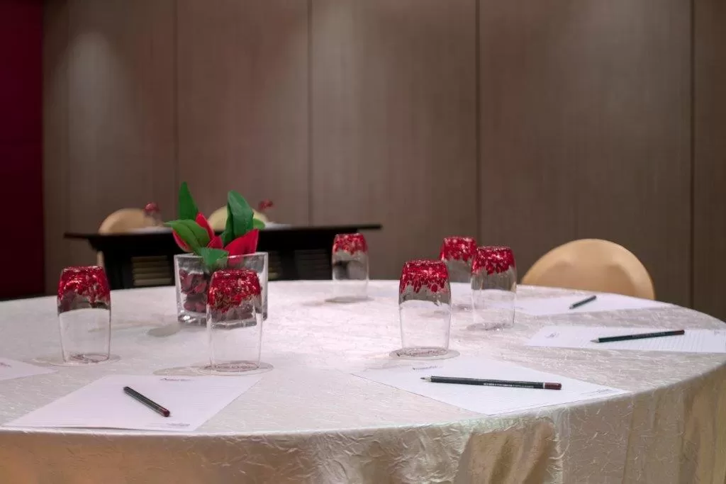Banquet/Function facilities, Business Area/Conference Room in Avangio Hotel