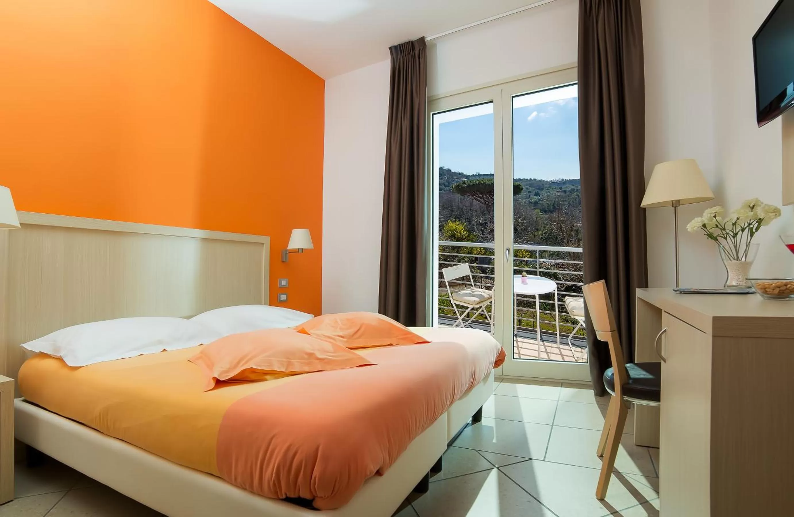 Bedroom, Bed in De Maria House