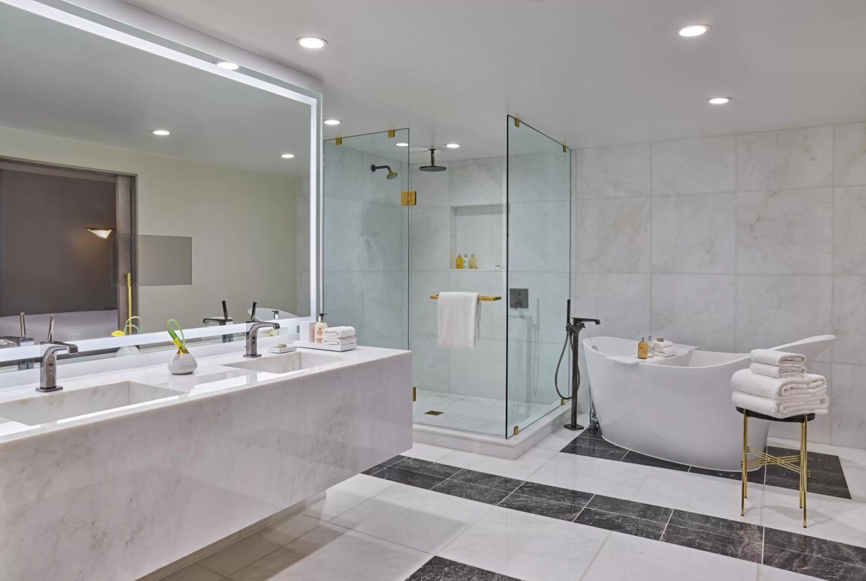 Bathroom in Hotel Crescent Court