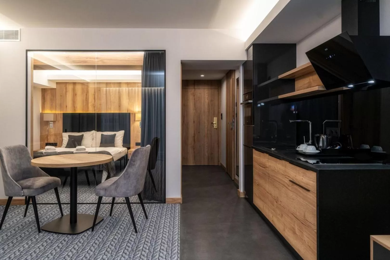 TV and multimedia in Hotel META Resort & Vine SPA