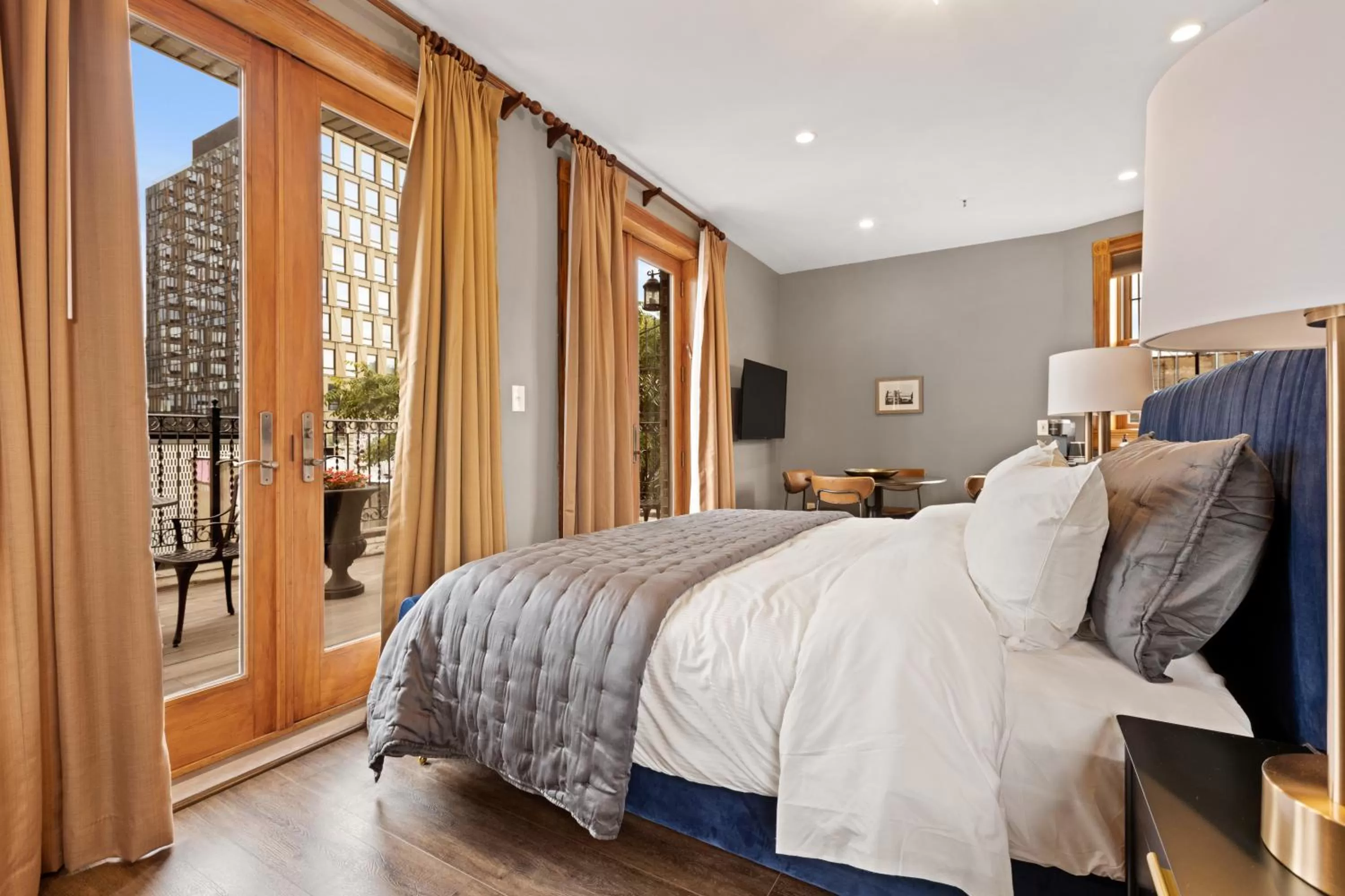 Bed in The Historic Blue Moon Hotel - NYC