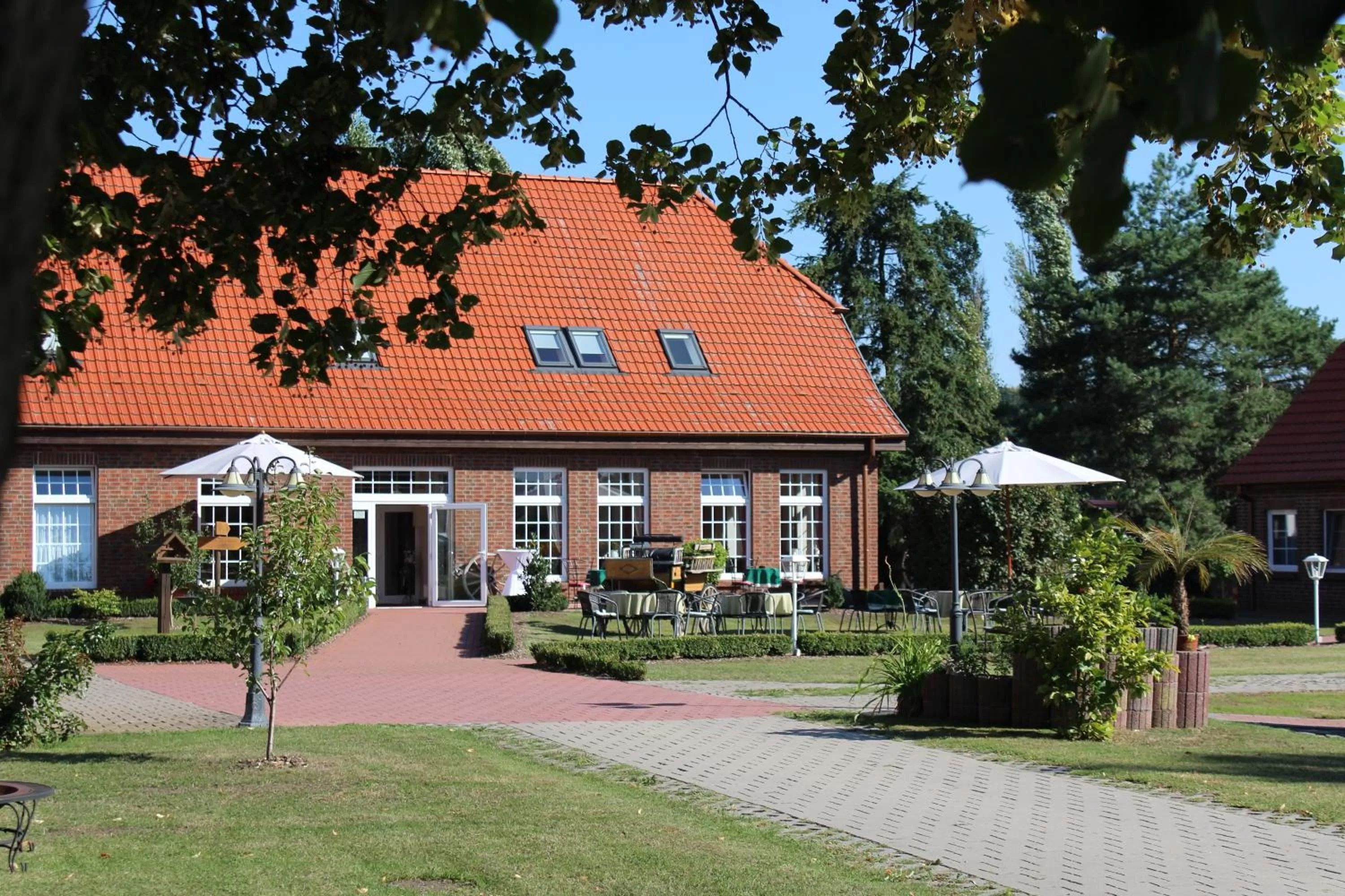 Facade/entrance in Im Wiesengrund