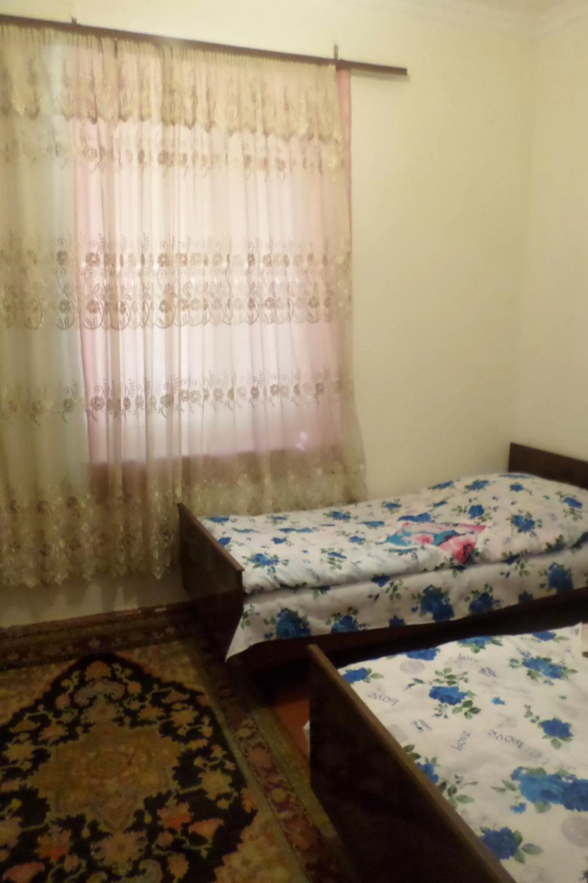 Bed, Room Photo in Spandaryan House
