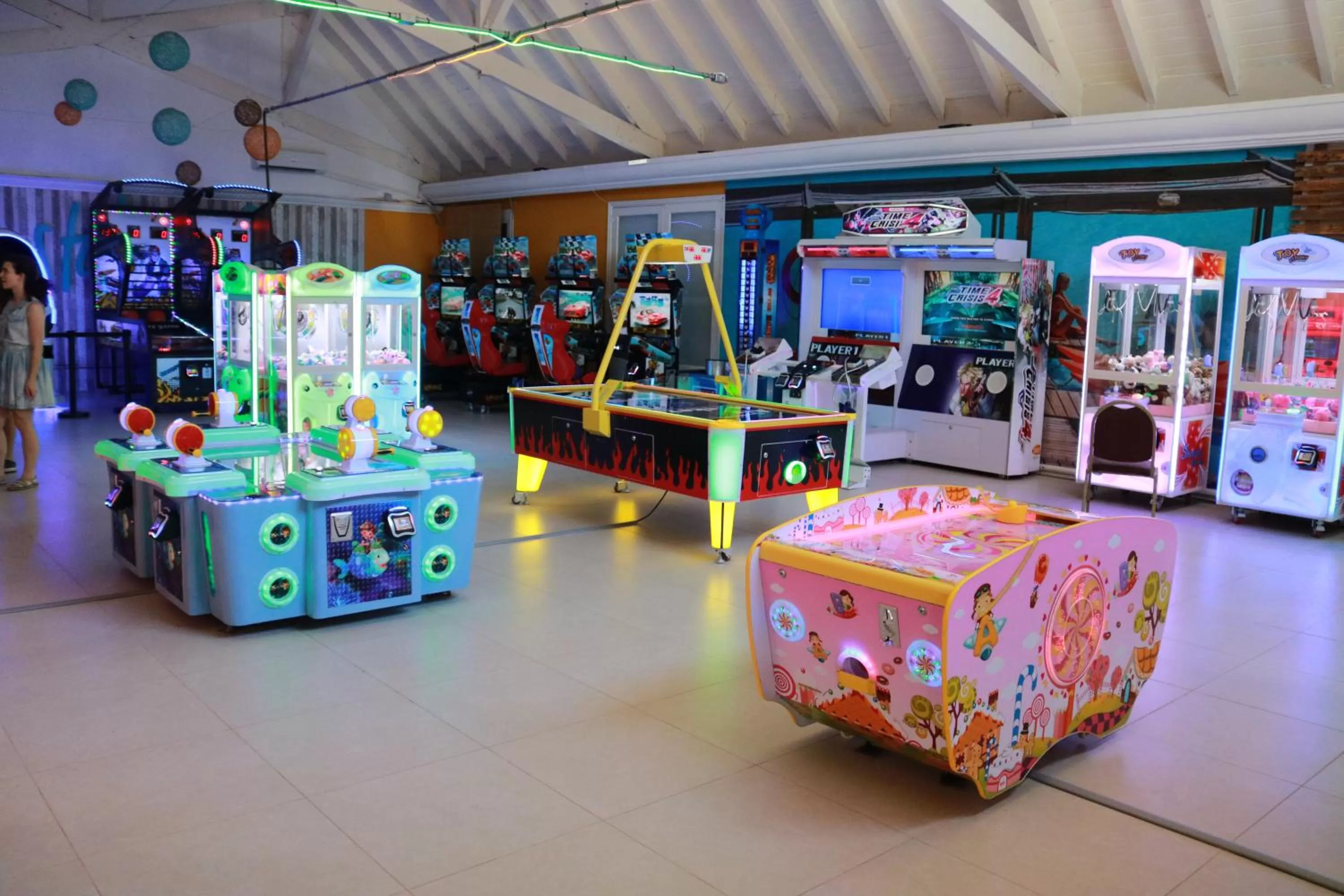 Game Room, Kid's Club in Solanas Green Park Spa & Resort