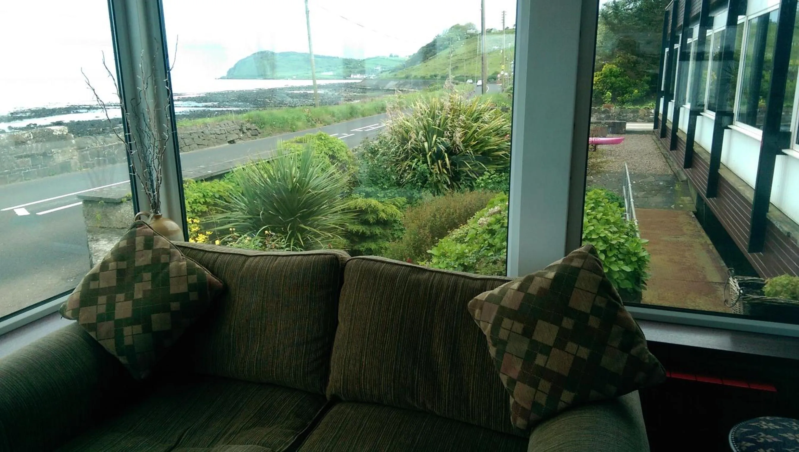 Coffee/tea facilities in Halfway House Hotel