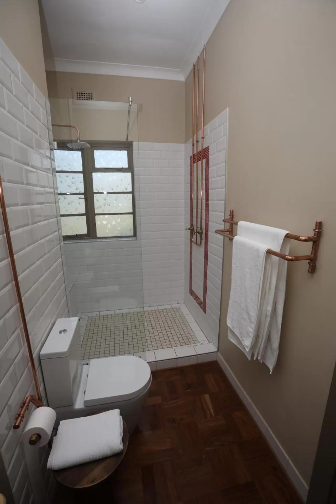 Bathroom in Ben's Bed and Breakfast