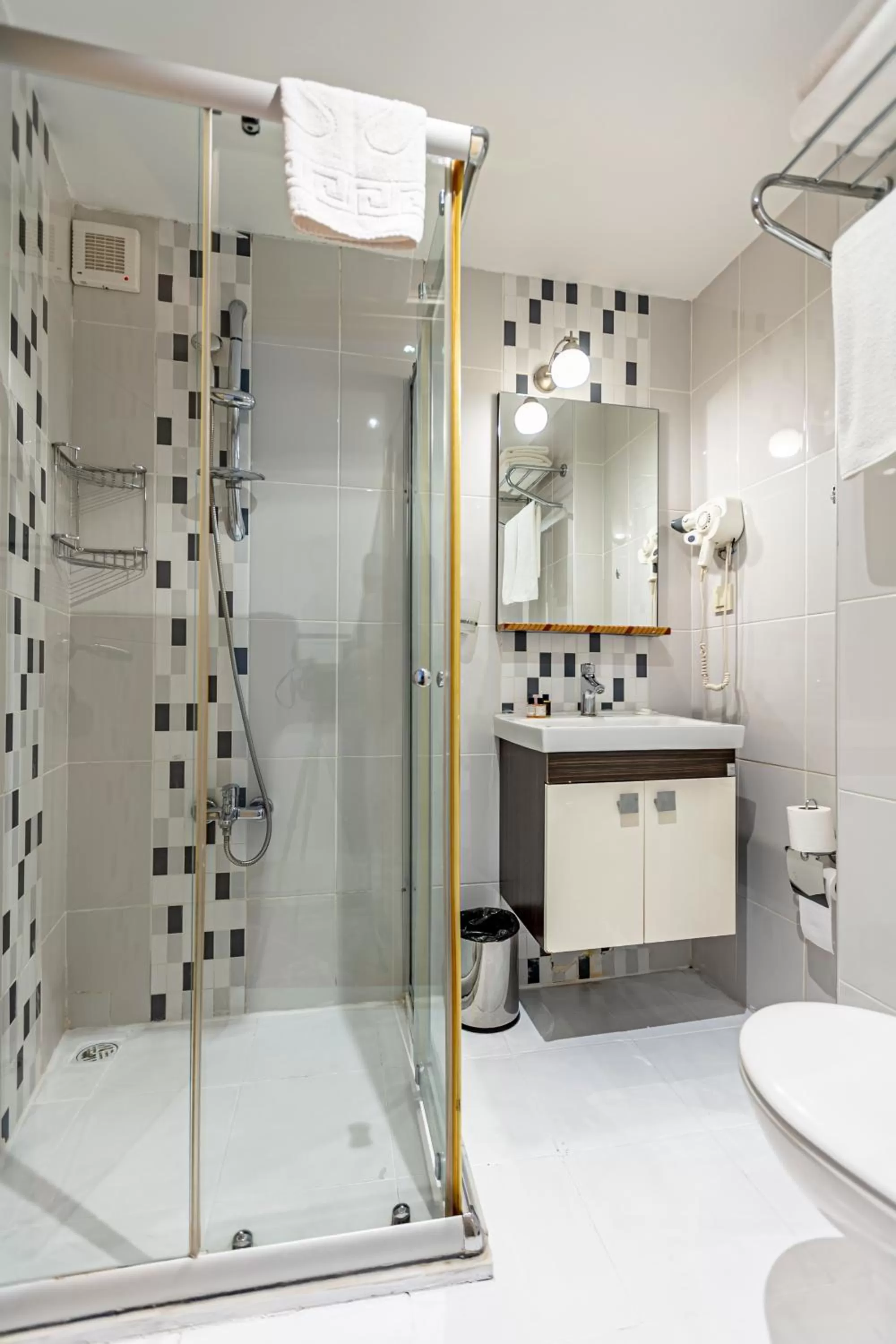 Toilet in Elasophia Hotel