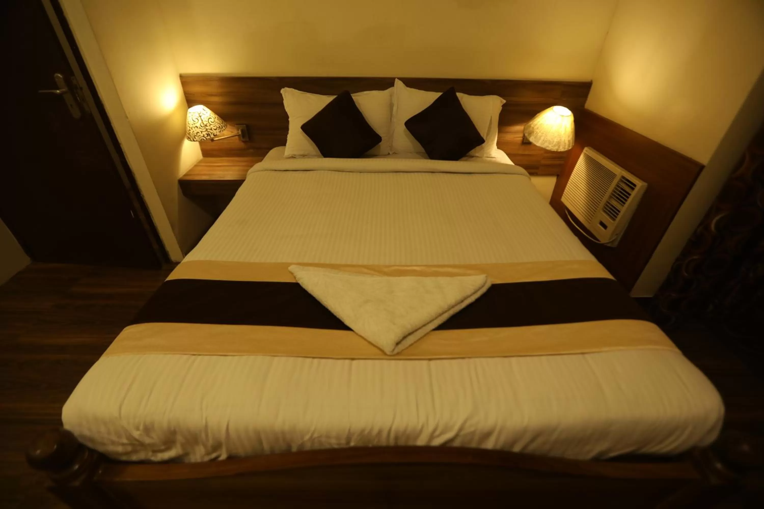 Bed in Nestlay Rooms Ambattur