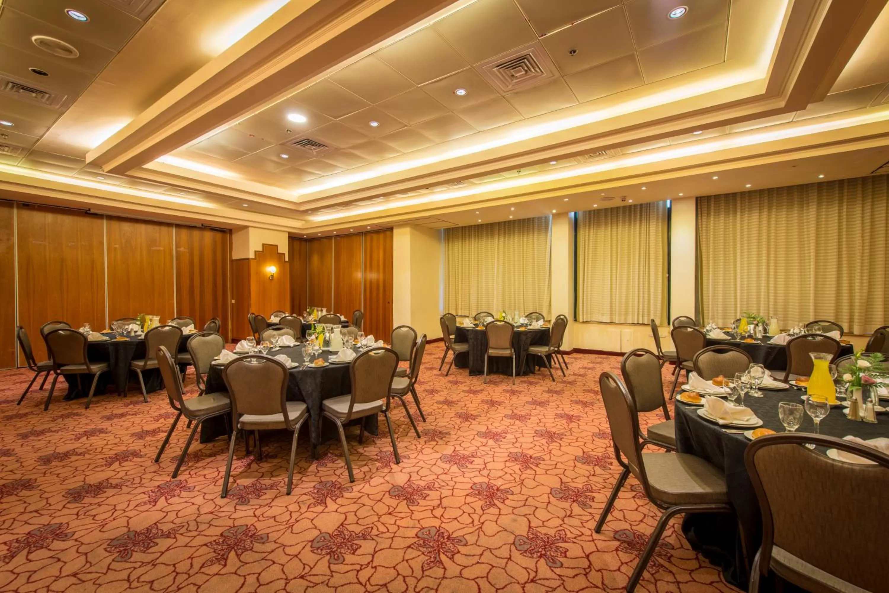 Shalom Jerusalem Hotel