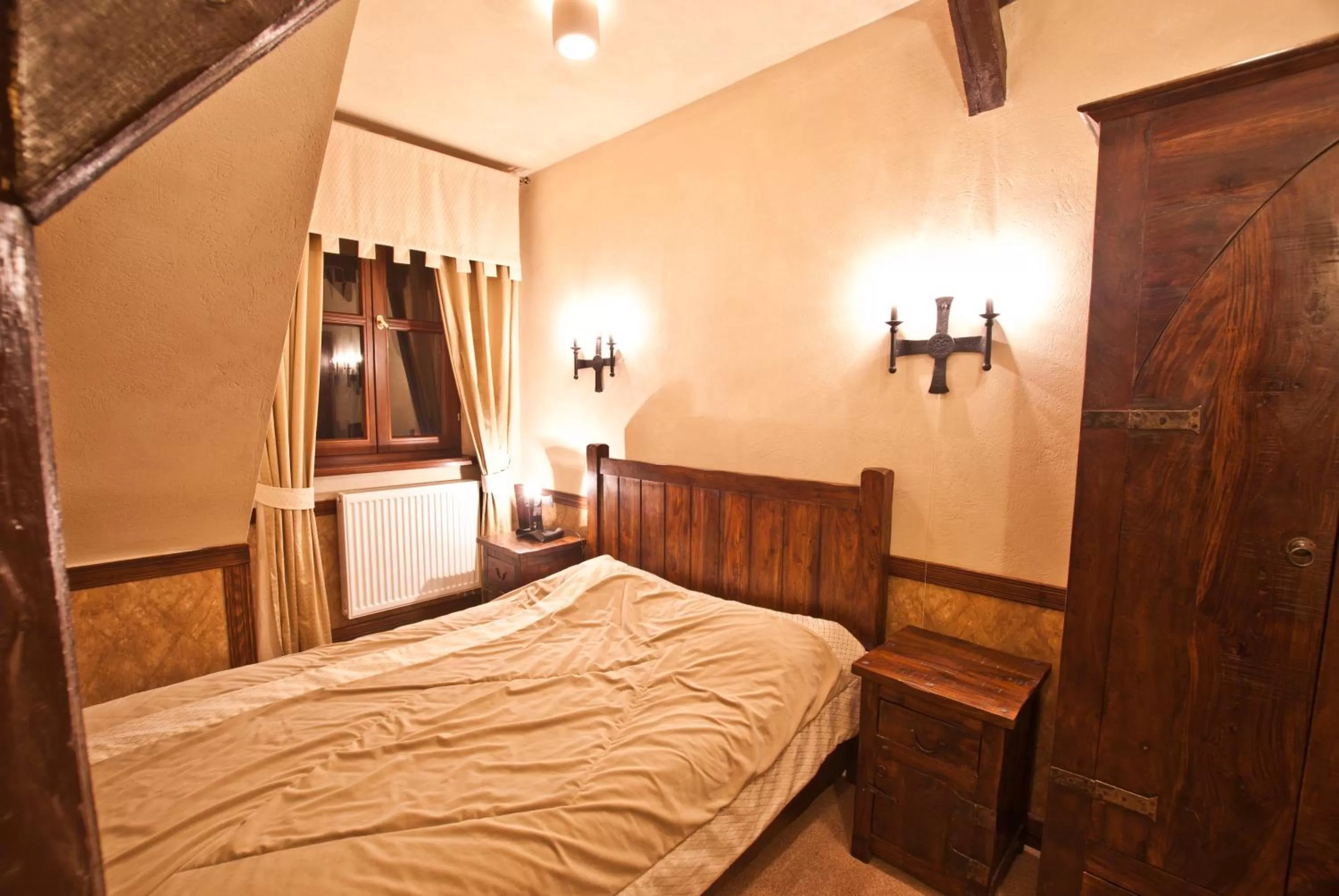 Bed in Zamek Uniejów