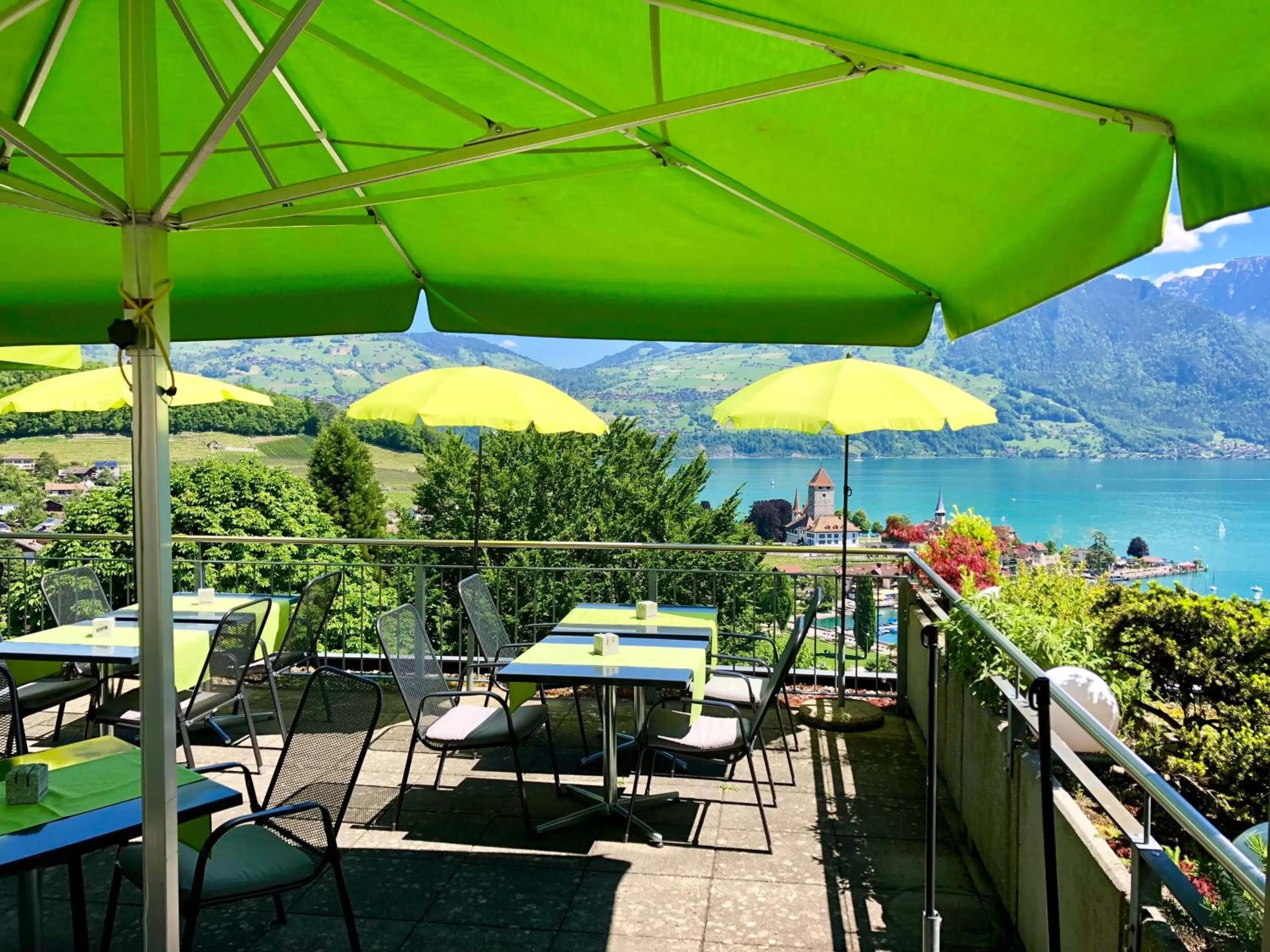 Restaurant/places to eat in Hotel Movieworld