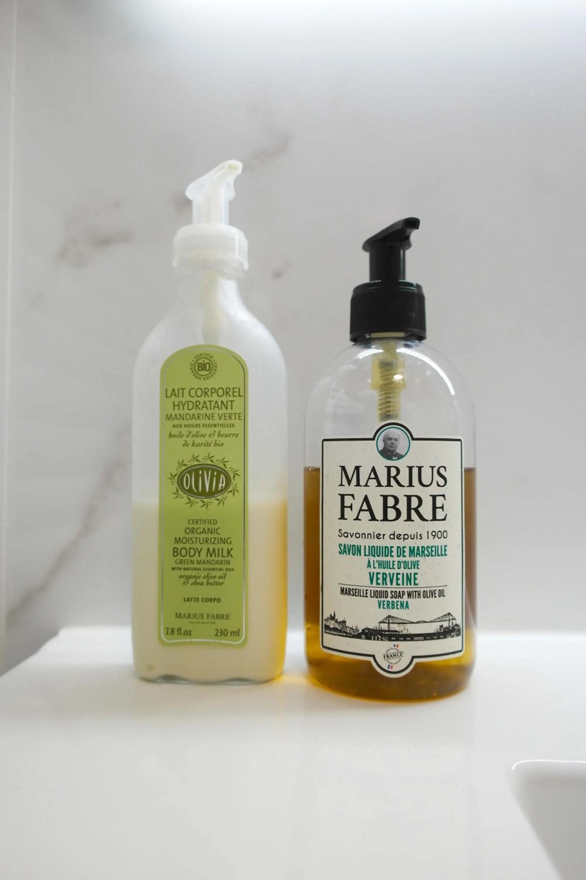 Shower in Hotel Belle-Vue Vieux-Port