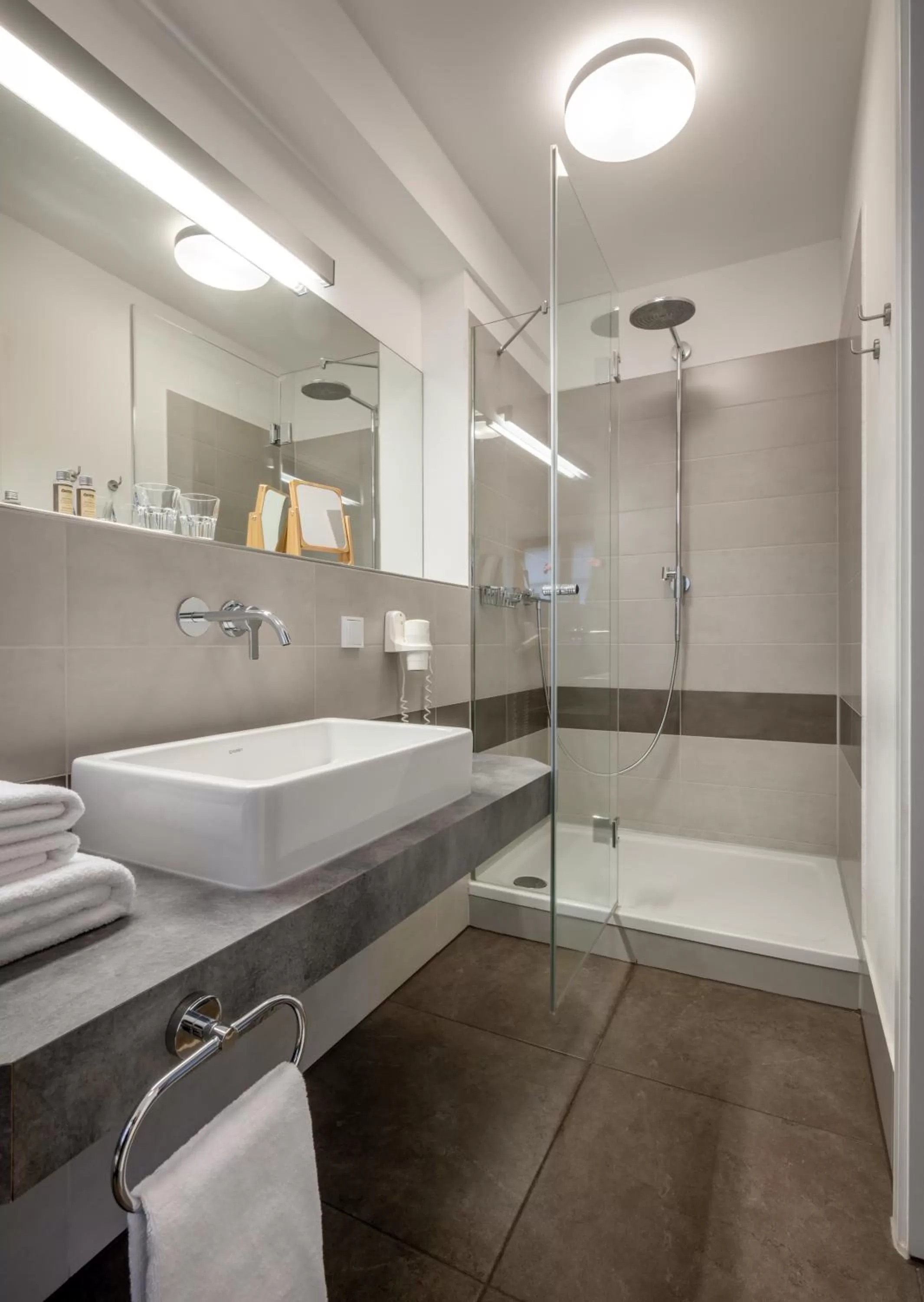 Shower in Gasthaus Unterwirt