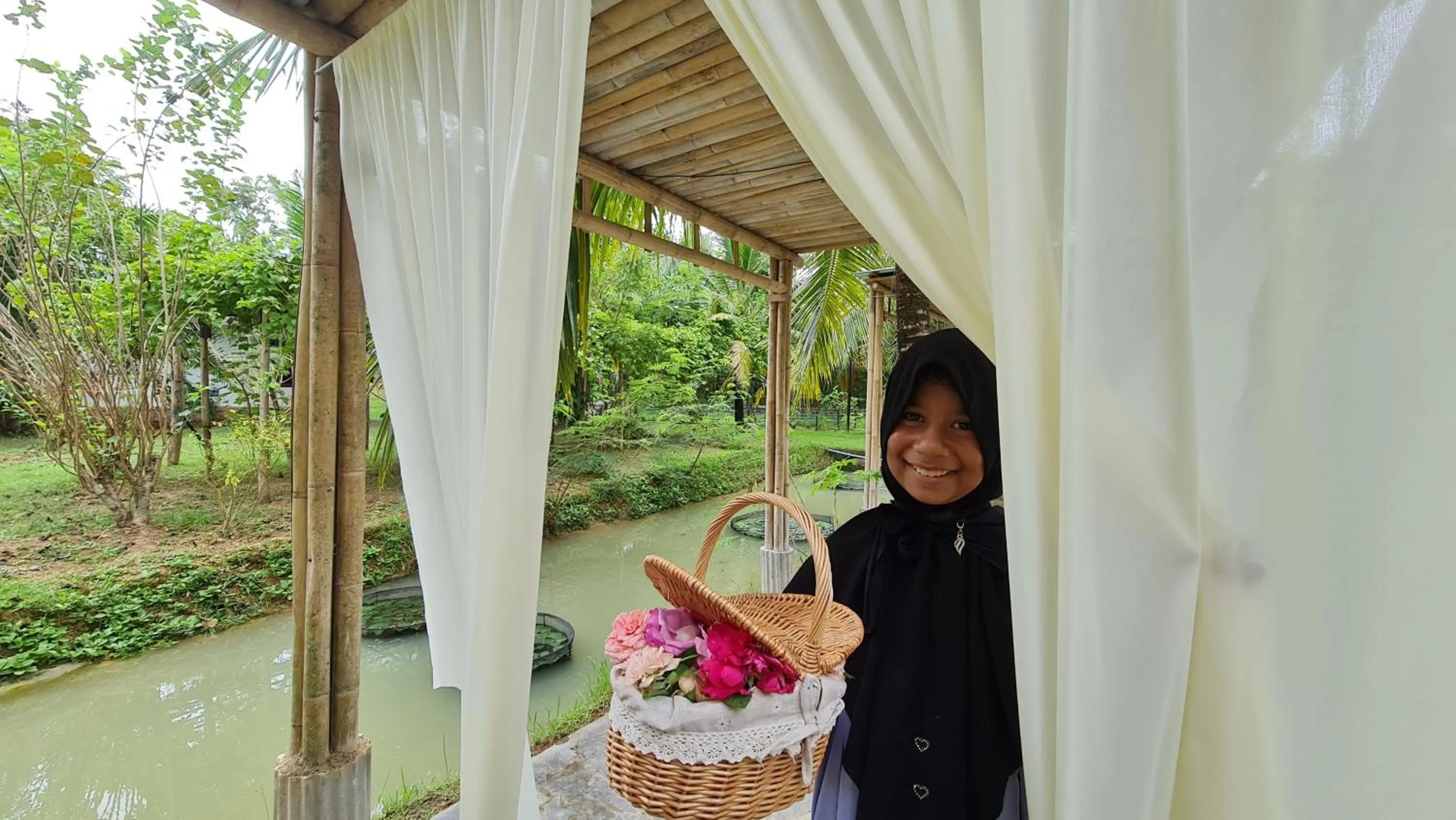 Baan Suan Rim Klong Resort