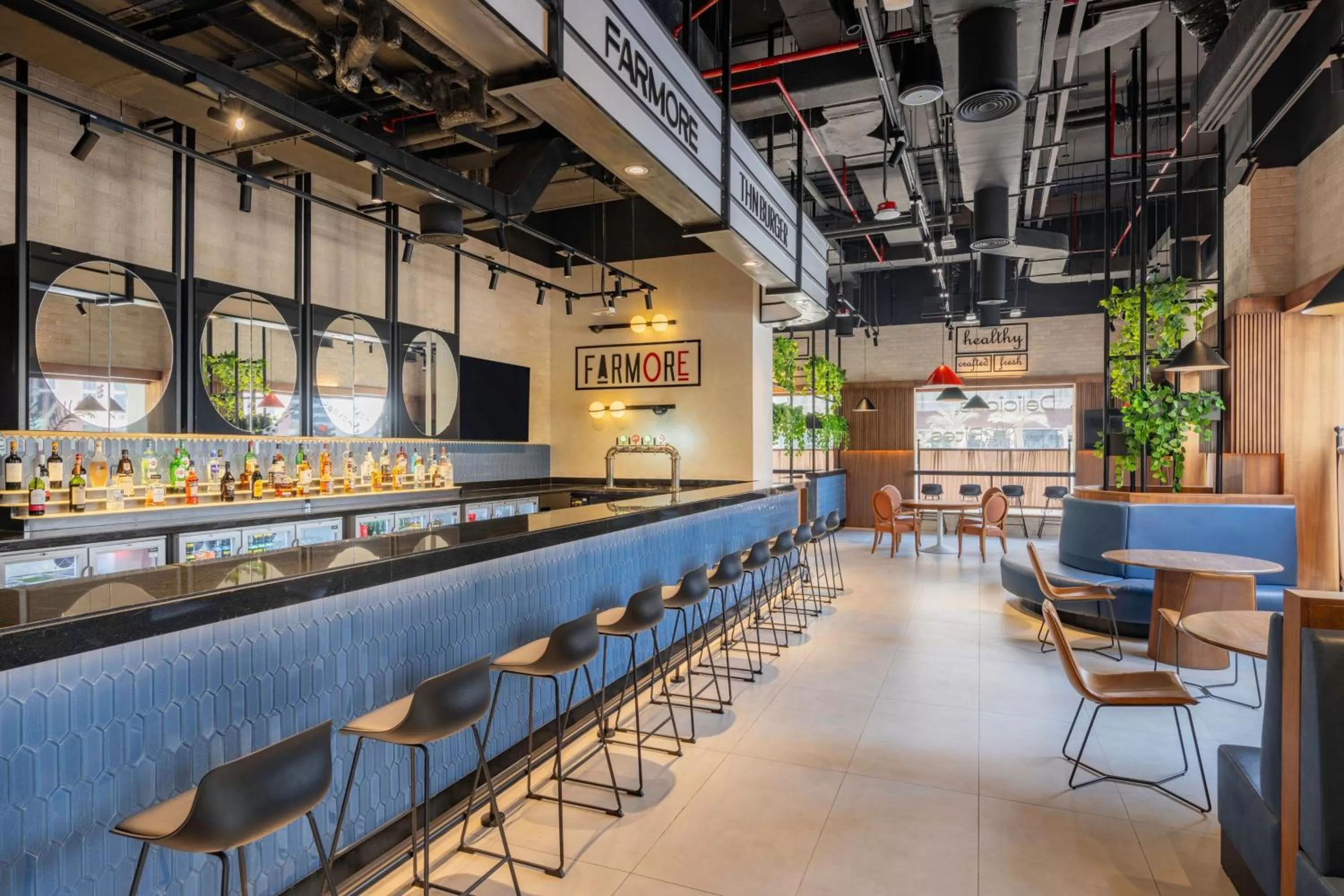 Restaurant/places to eat in Marriott Executive Apartments City Center Doha