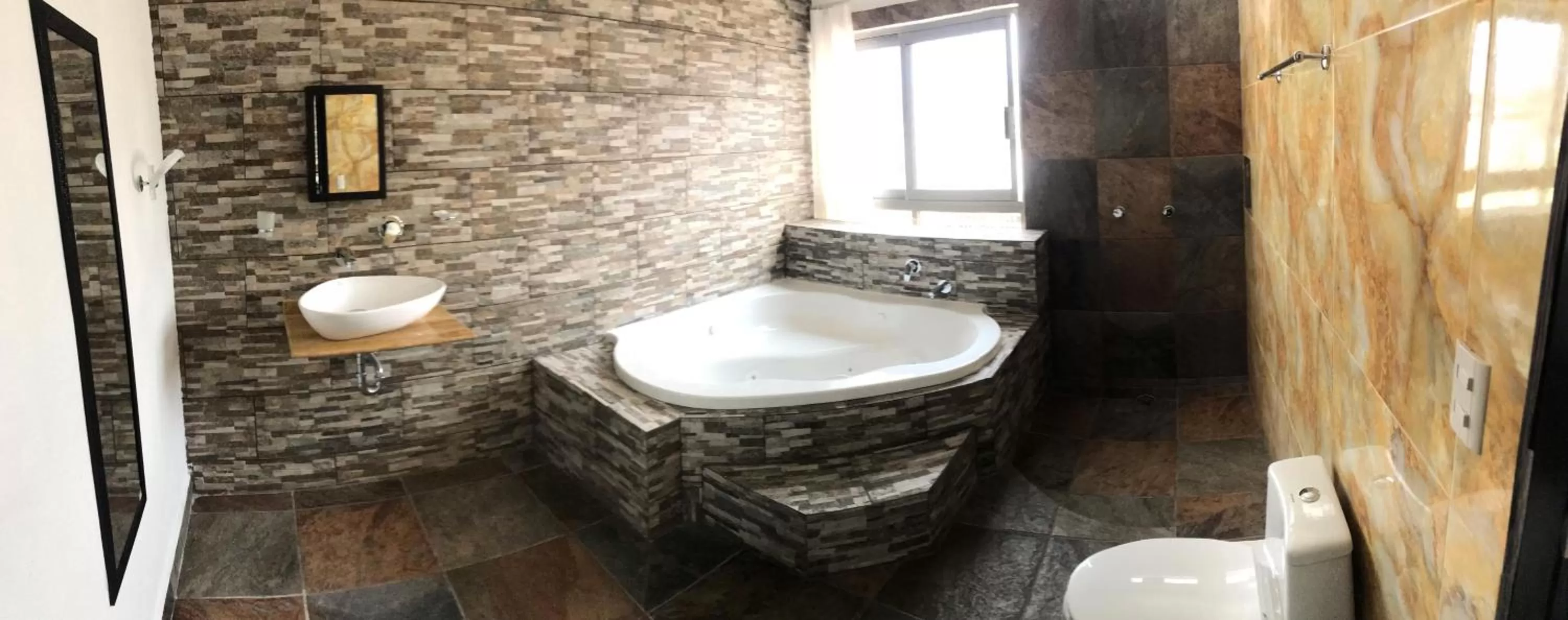 HOTEL LOS PINOS CENTRO