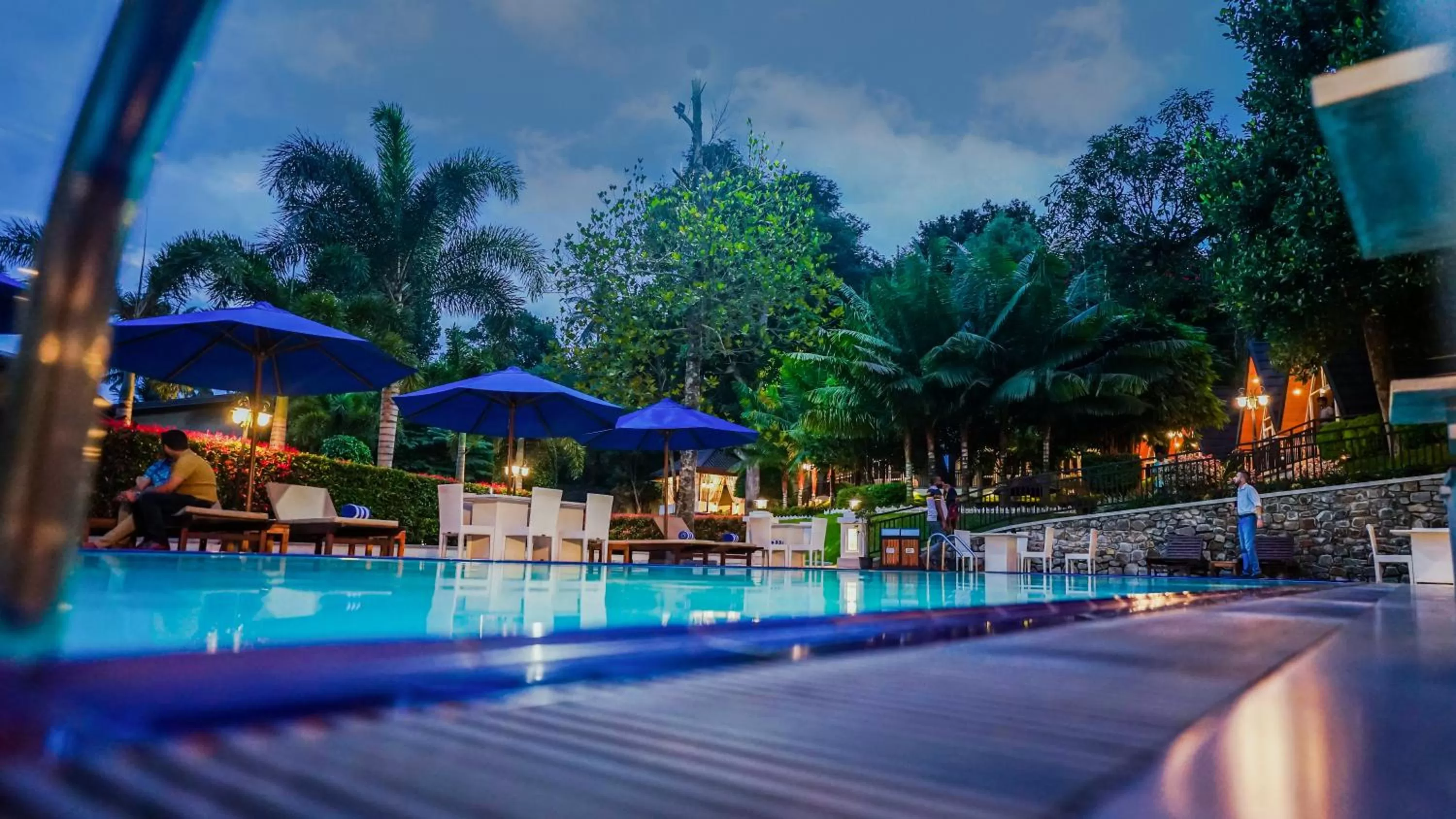Swimming pool in Royal Classic Resort