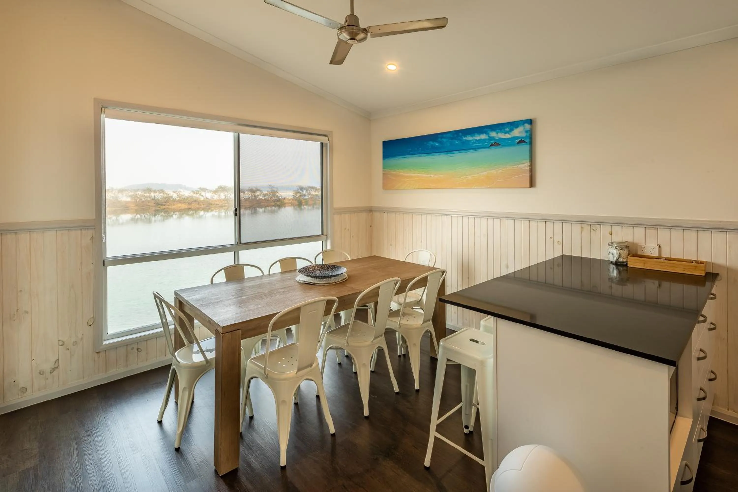 Dining area in Ingenia Holidays Nambucca Heads