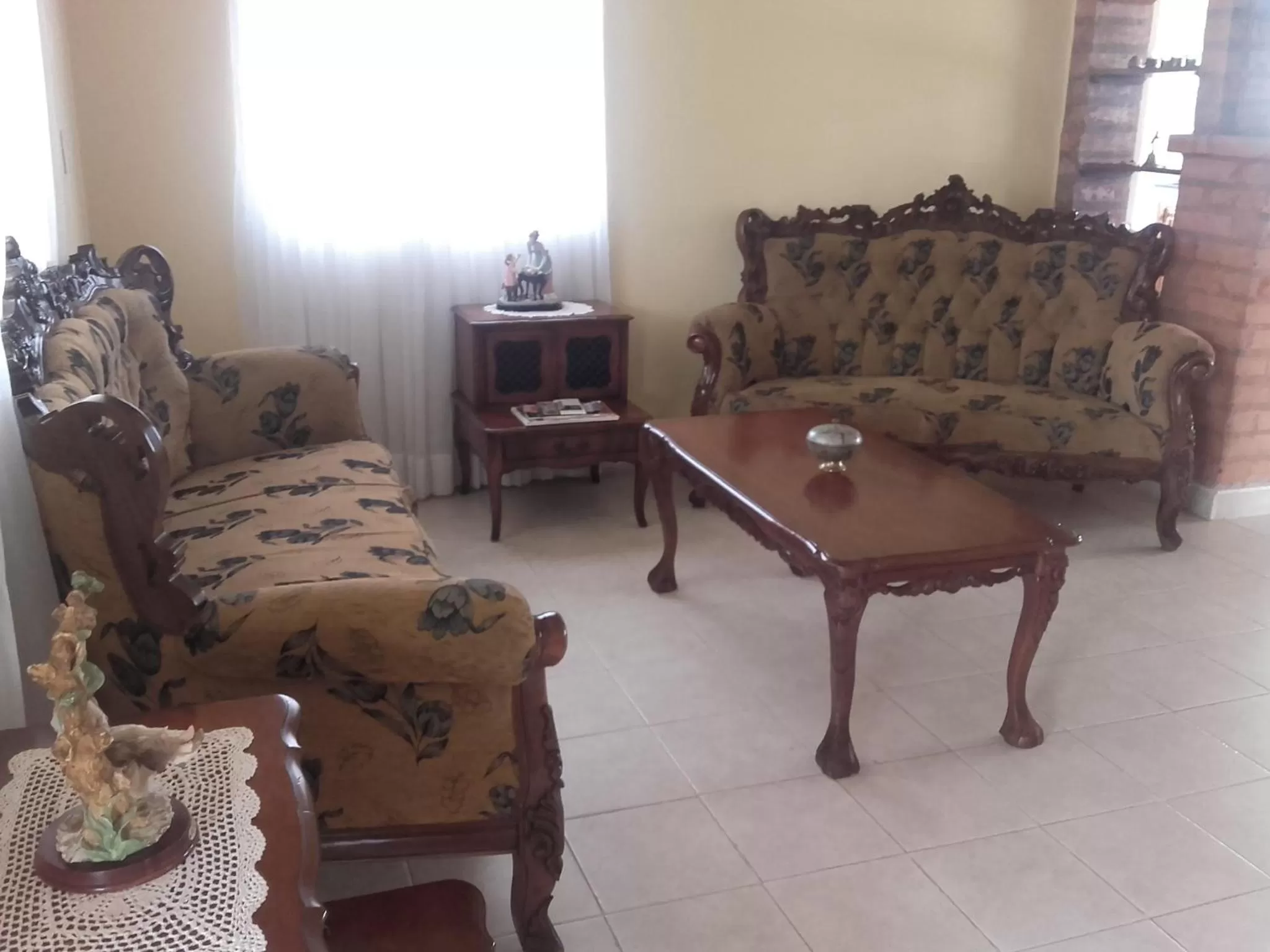 Living room, Seating Area in La Gaviota BnB