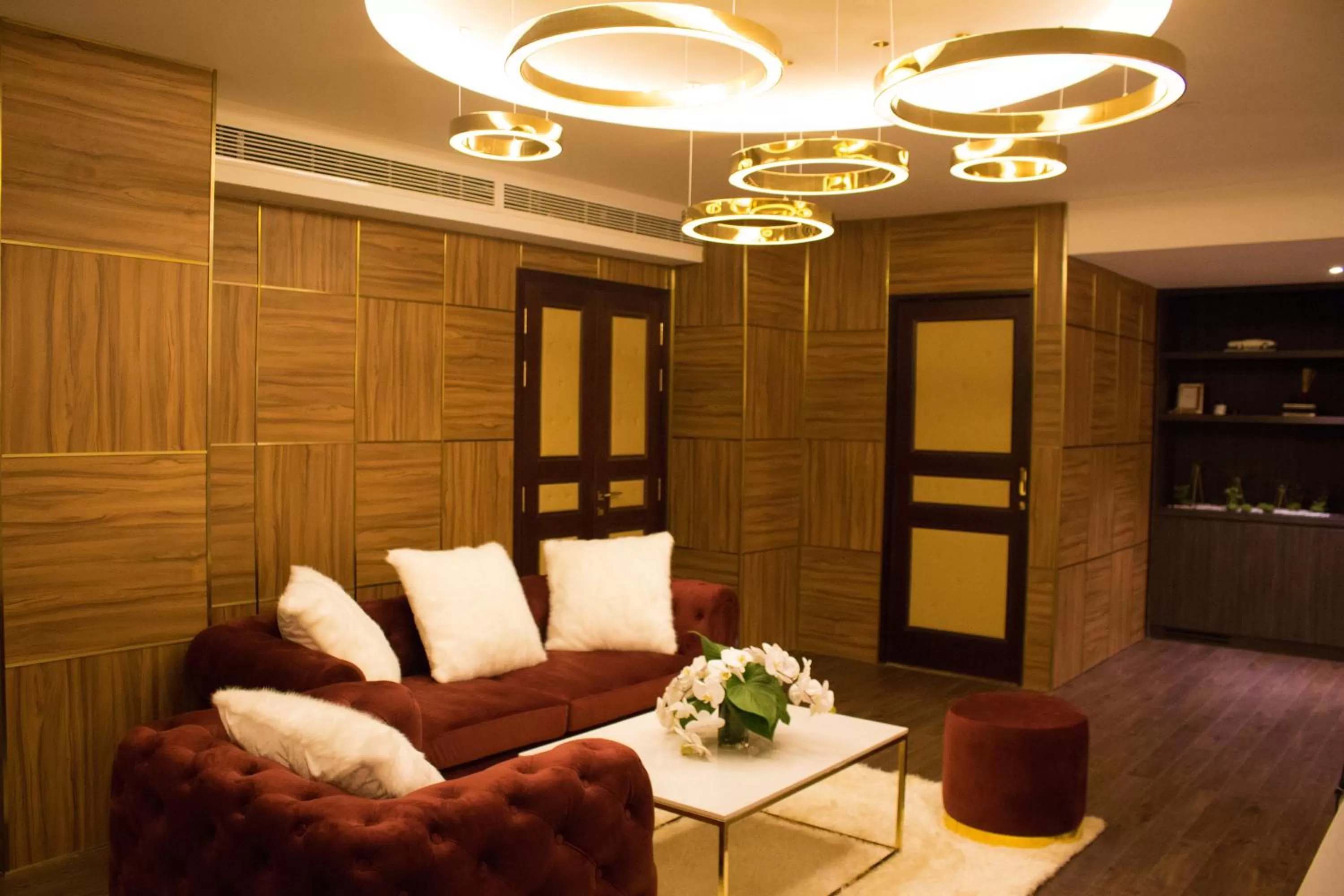 Seating area in Diamond Bay Hotel