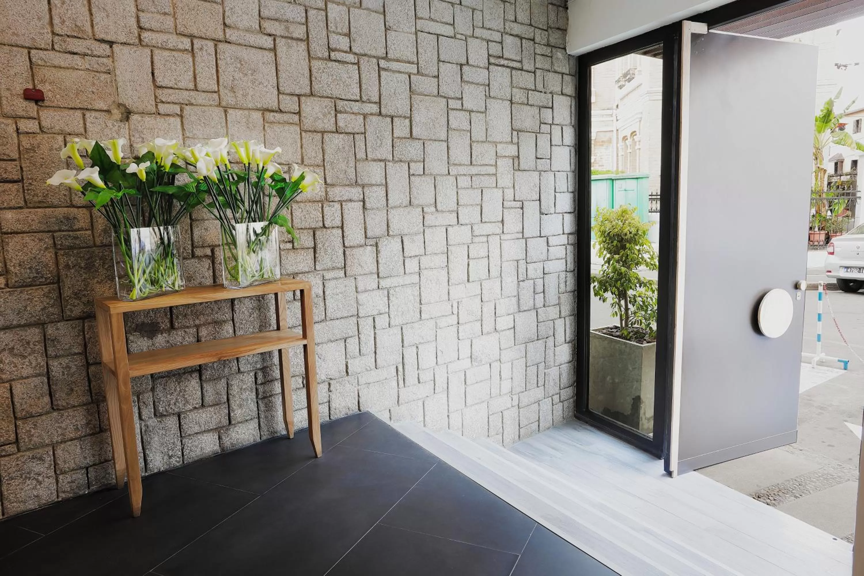 Day in Hotel La Villette