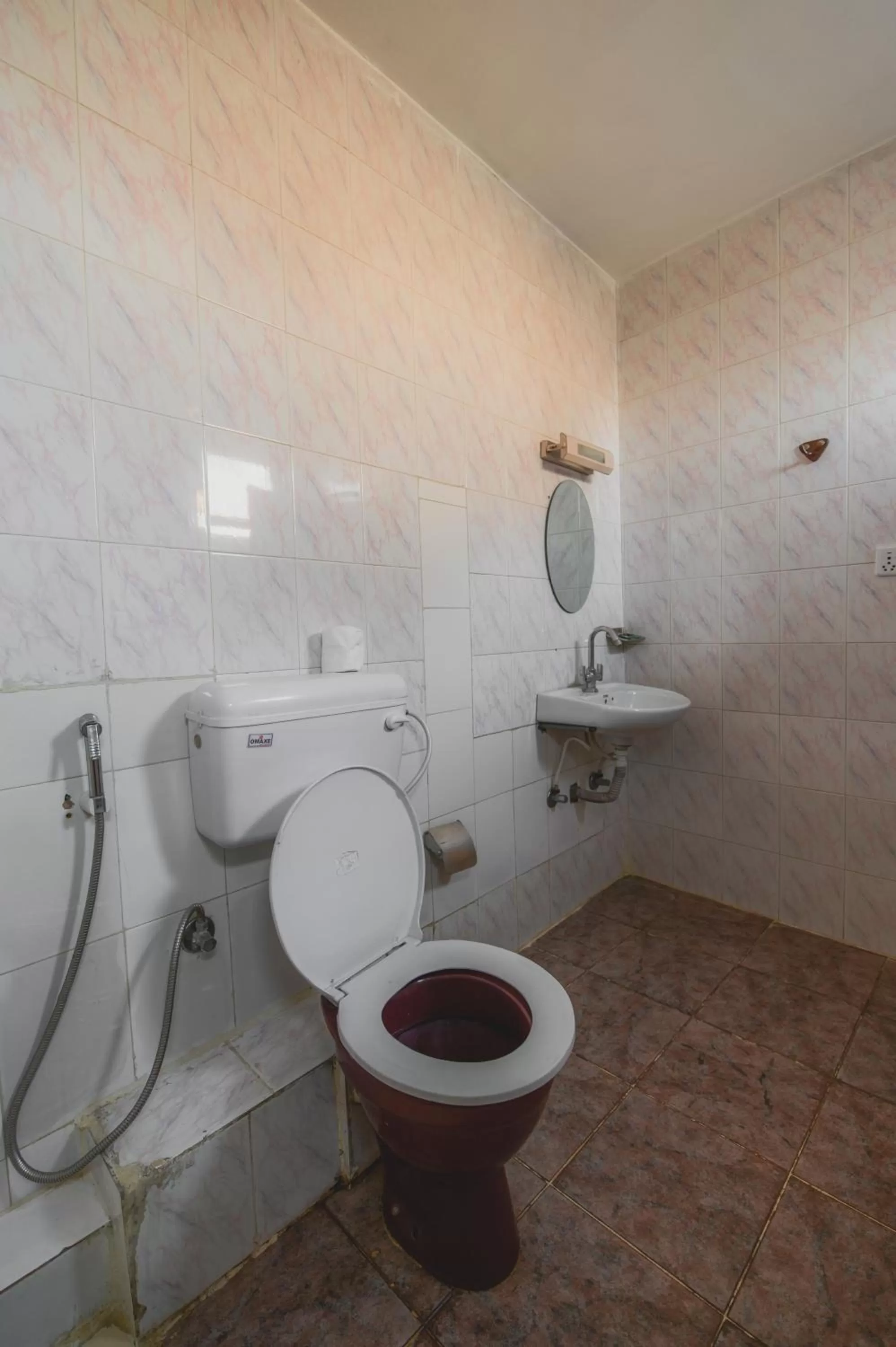 Toilet in Hotel Pomelo House