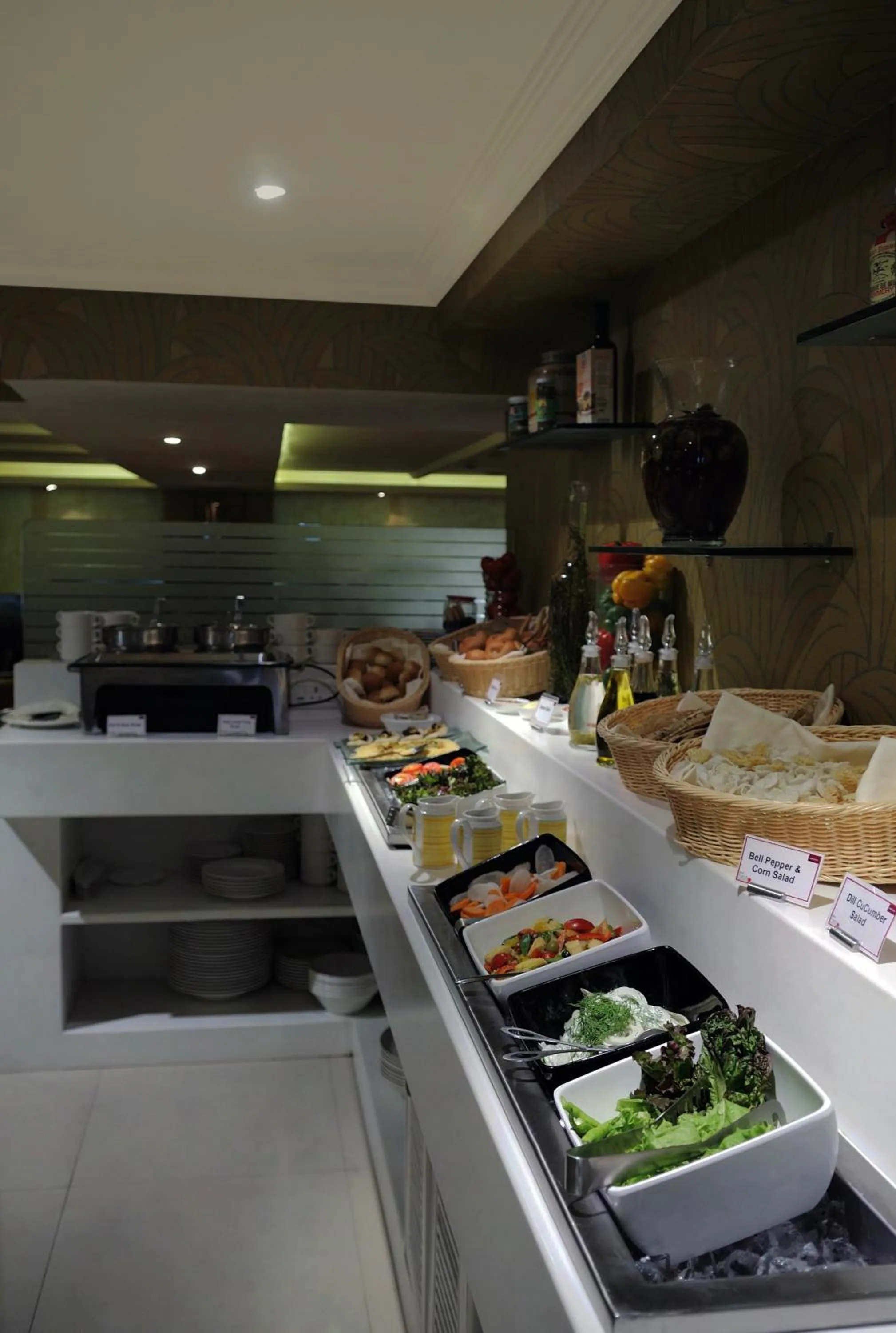 Restaurant/places to eat in Royalton Hyderabad Abids