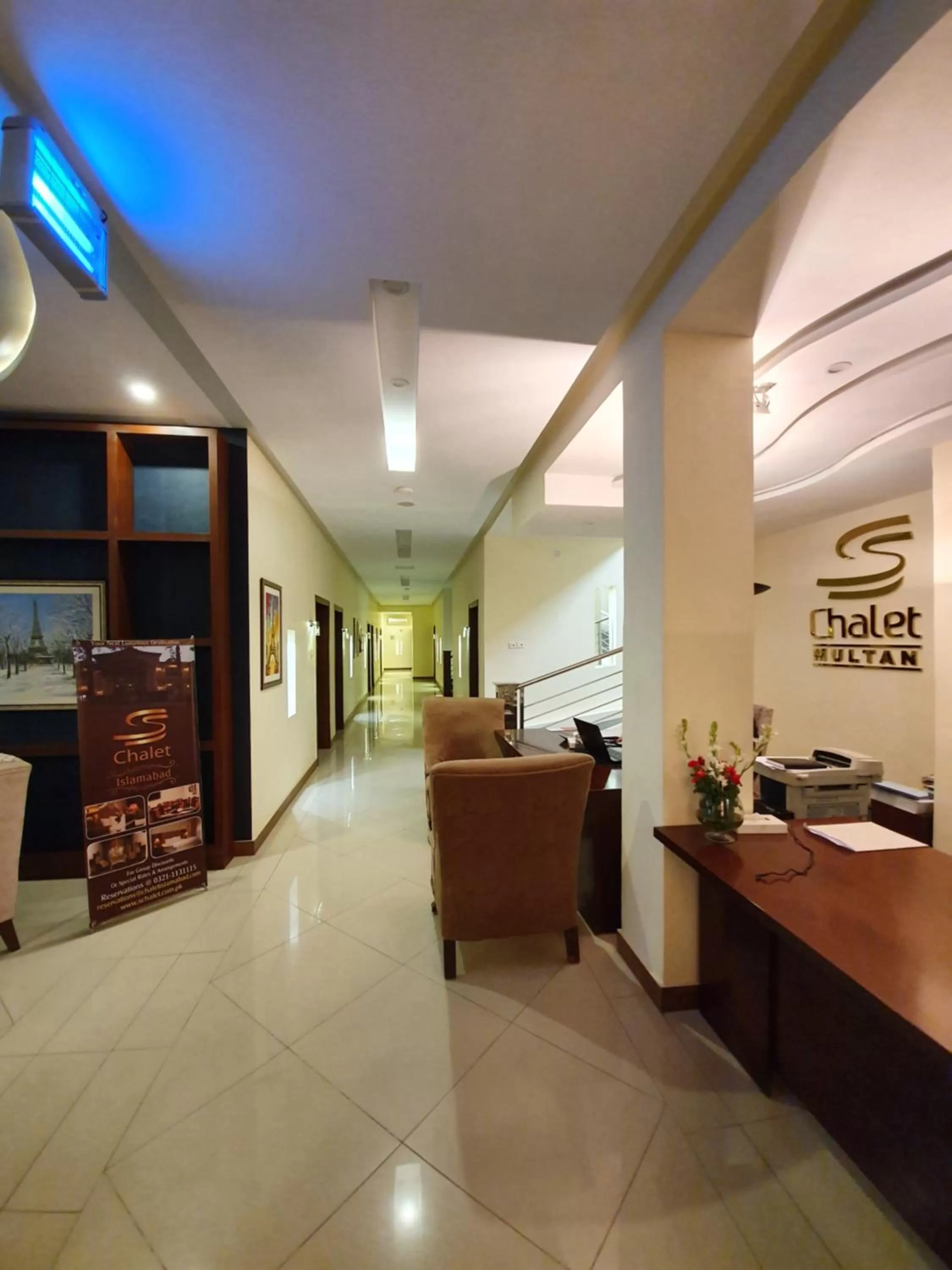 Lobby or reception in S Chalet Multan