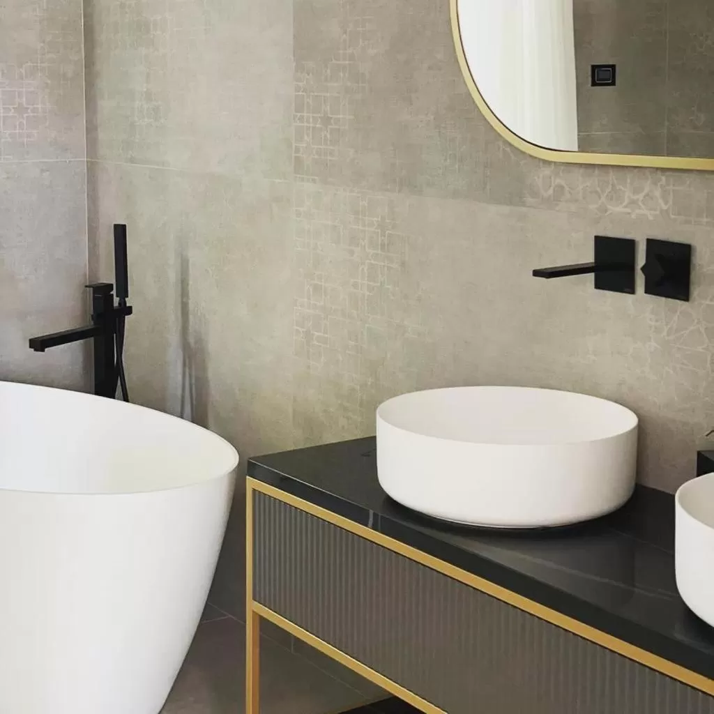 Bathroom in LUXURY SUITES ROCOPOM - Lake Front