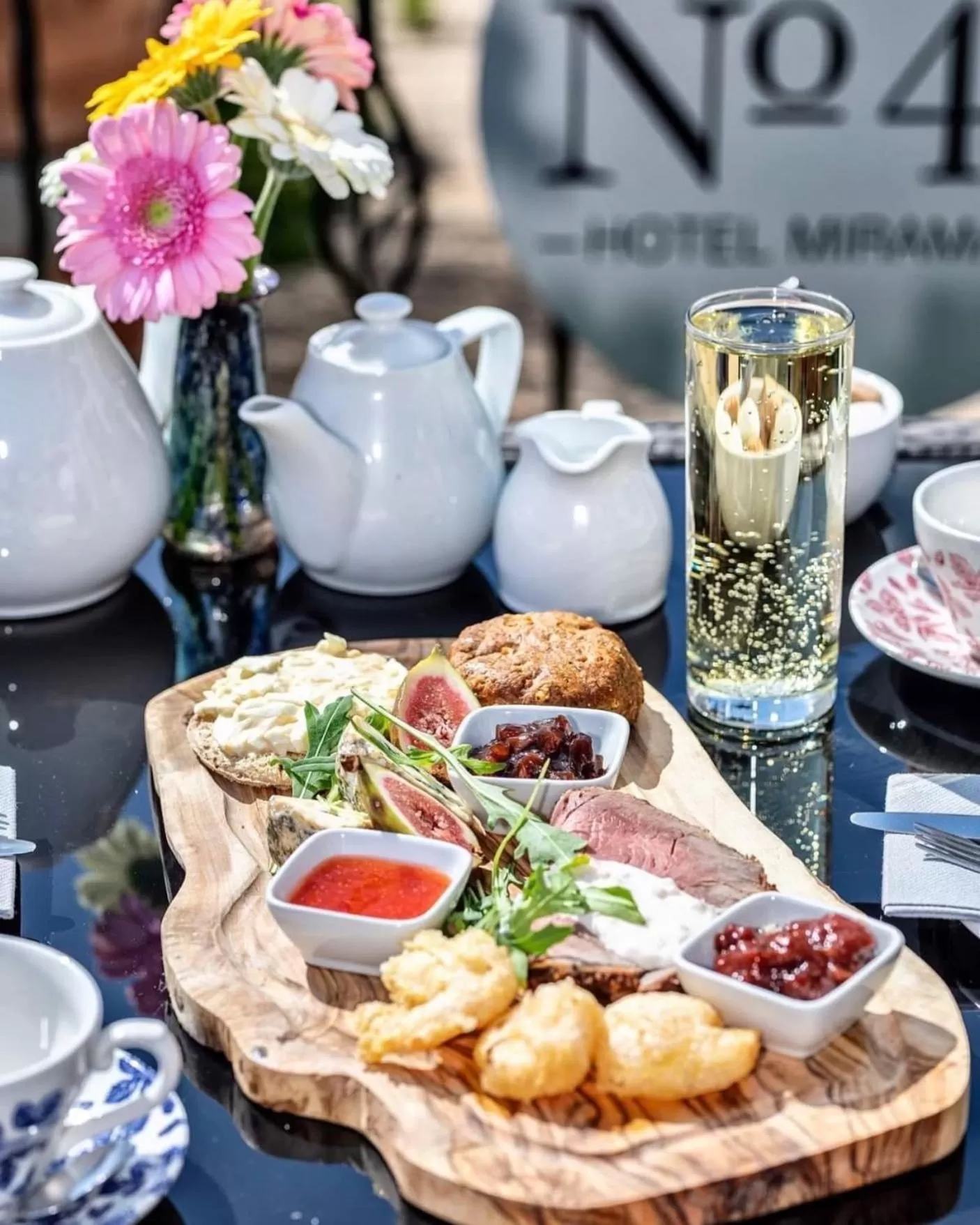 Food and drinks in Hotel Miramar