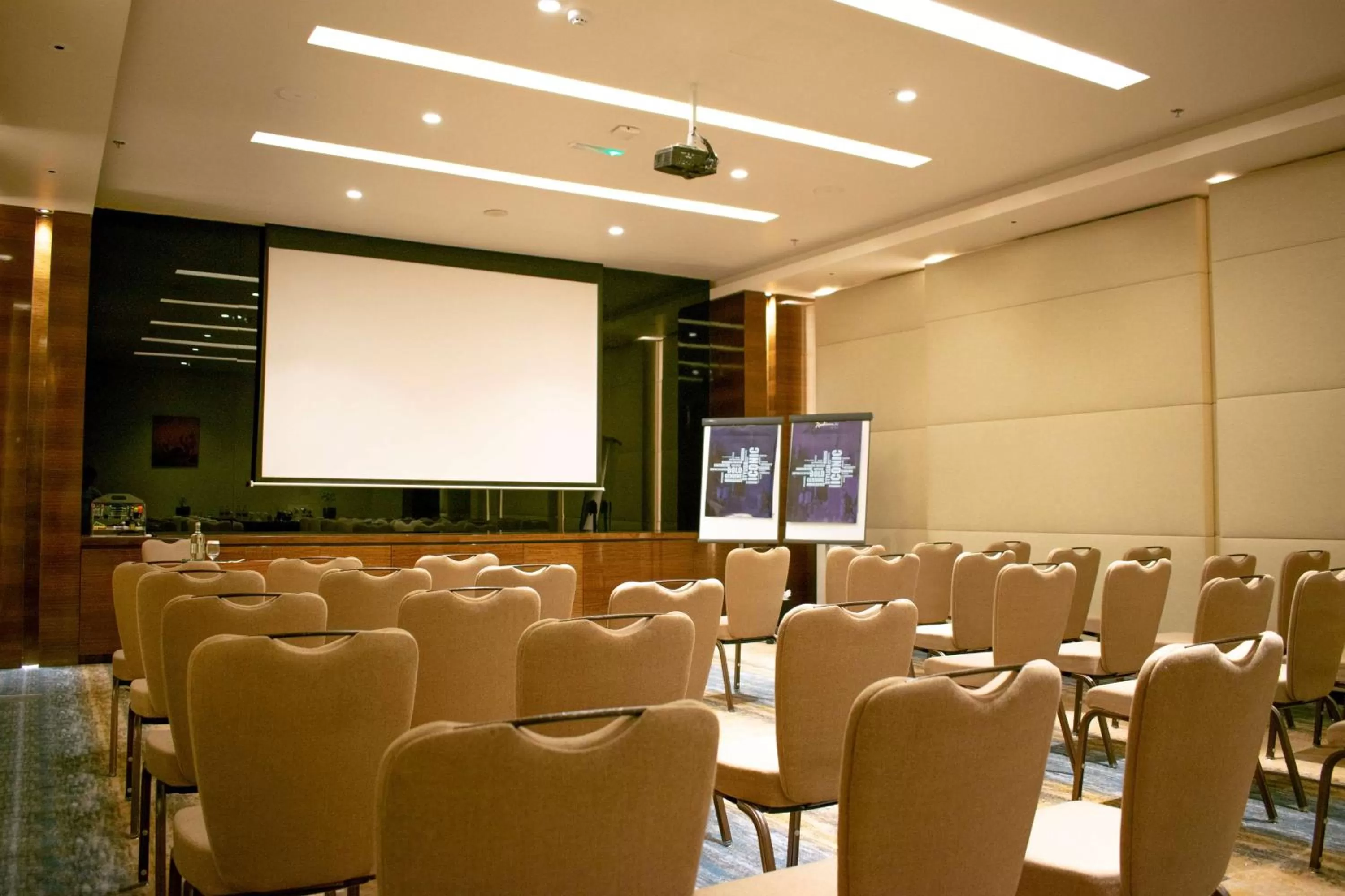 Business facilities in Radisson Blu Hotel, Ajman