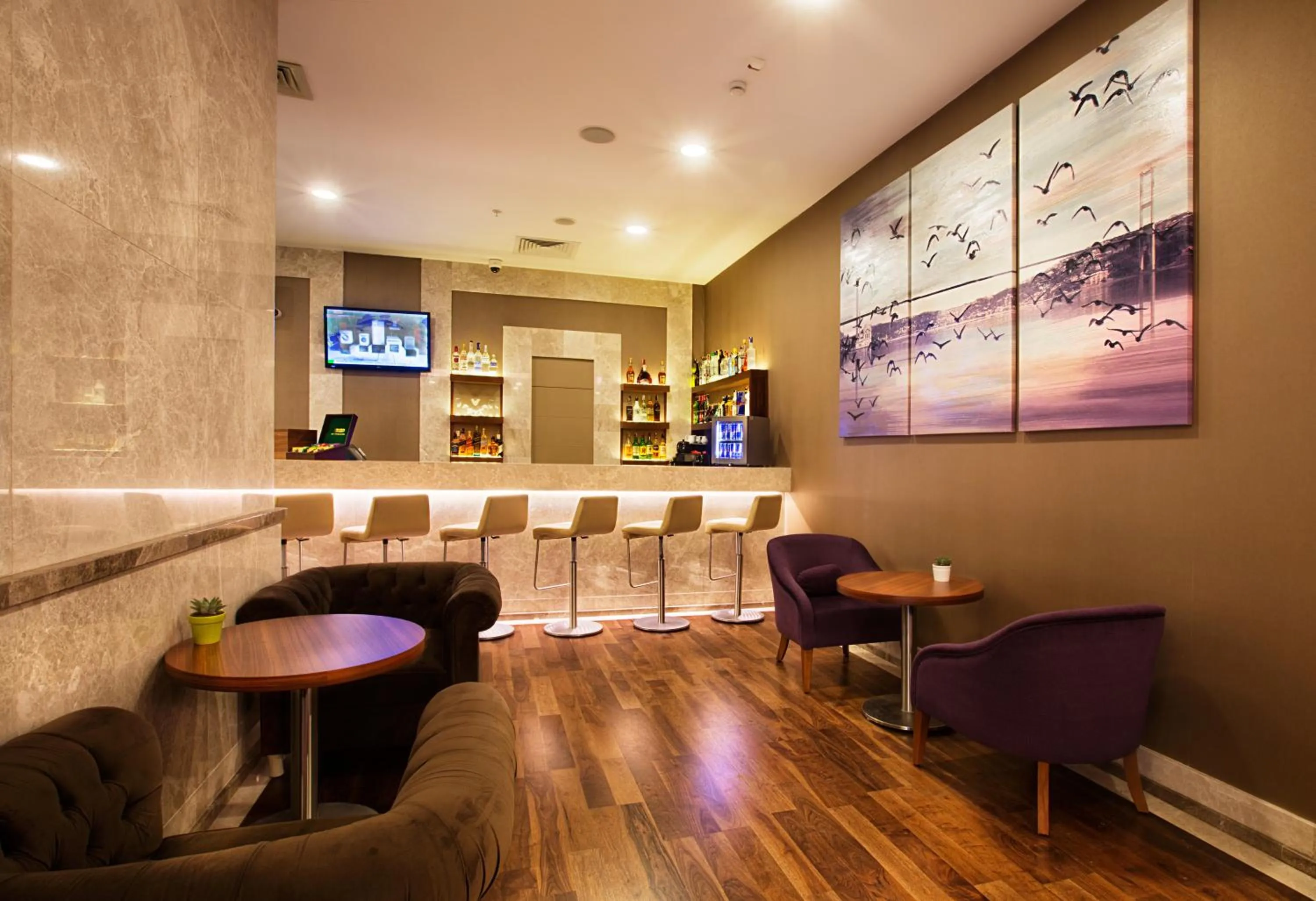Lounge or bar in Dedeman Bostanci Istanbul Hotel & Convention Center