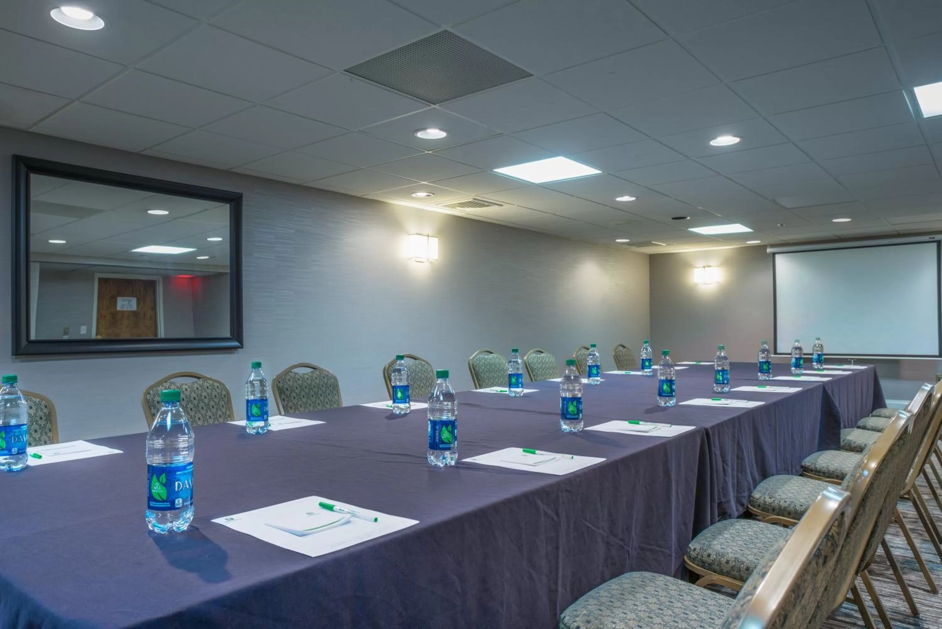 Meeting/conference room in Holiday Inn Harrisburg I-81 Hershey Area by IHG