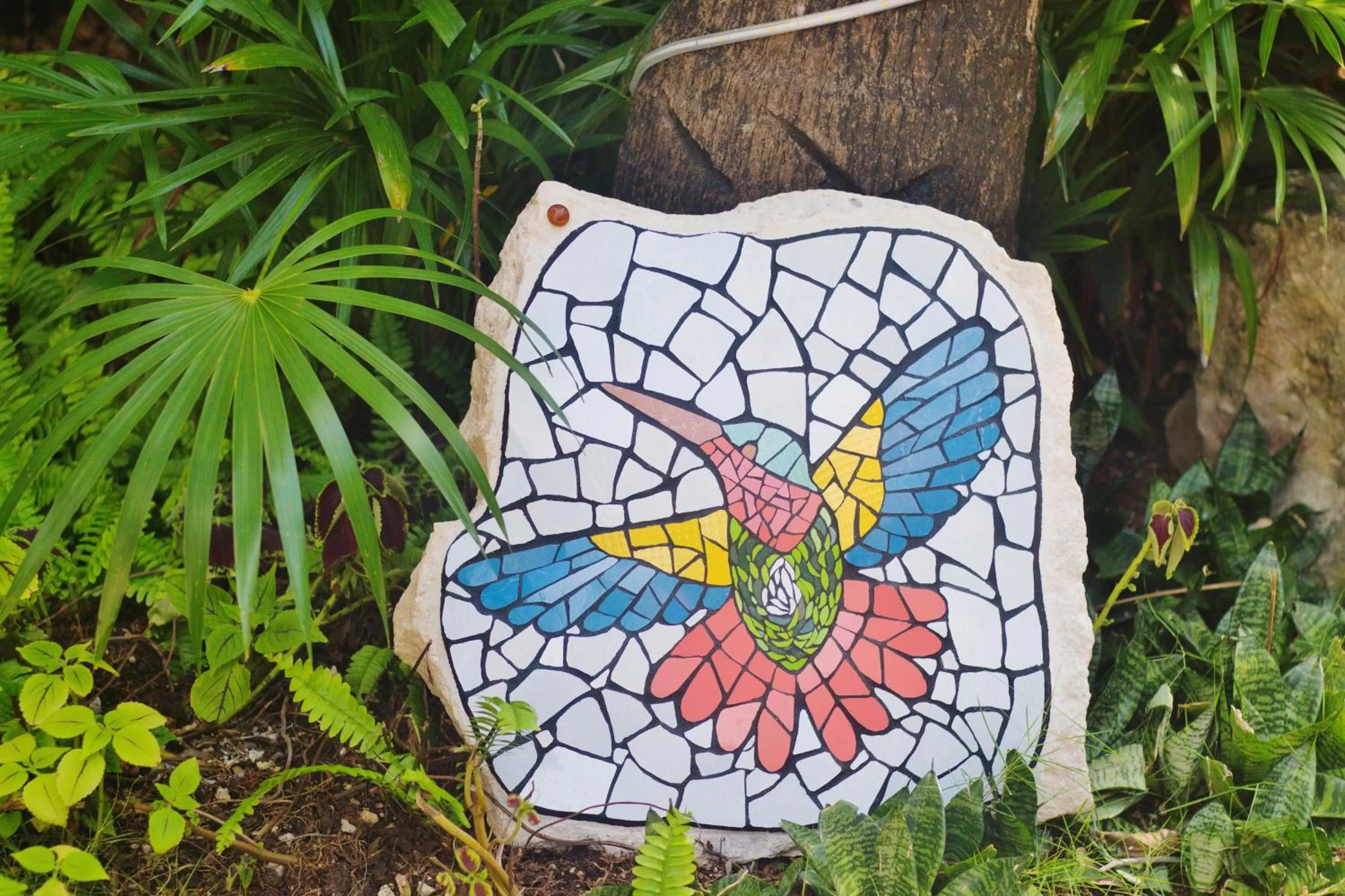 Decorative detail in Hotel Villas Colibrí Suites & Bungalows