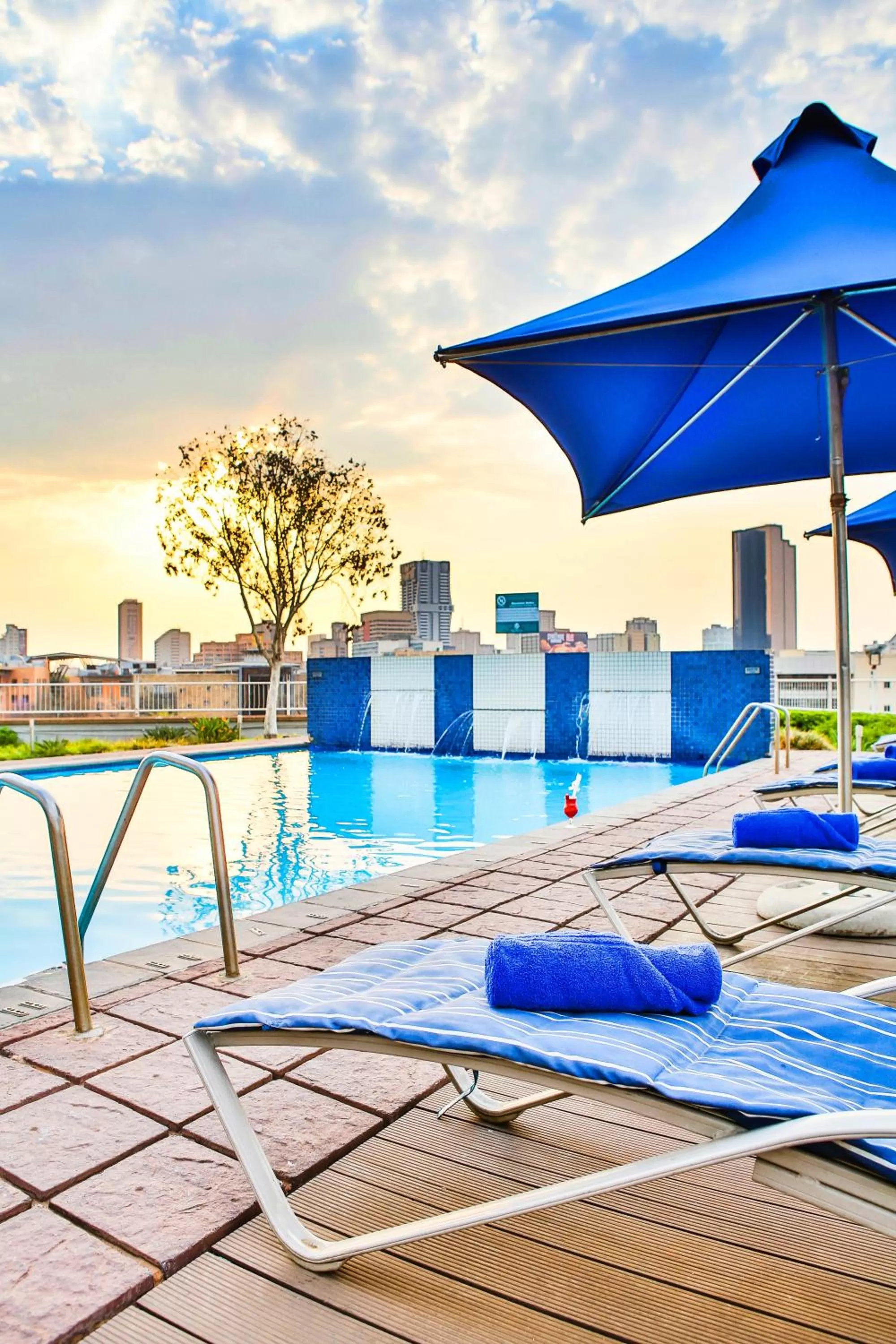 Swimming pool in RH Hotel & Apartments - Pretoria