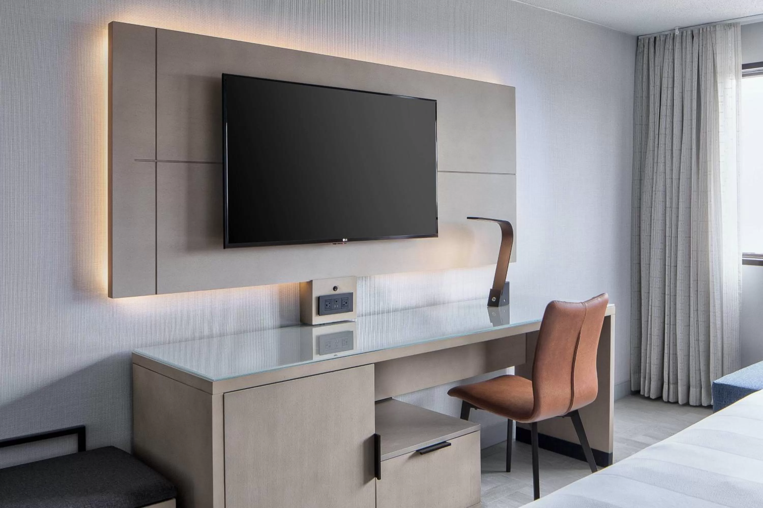 Photo of the whole room in Marriott Lexington Griffin Gate Golf Resort & Spa