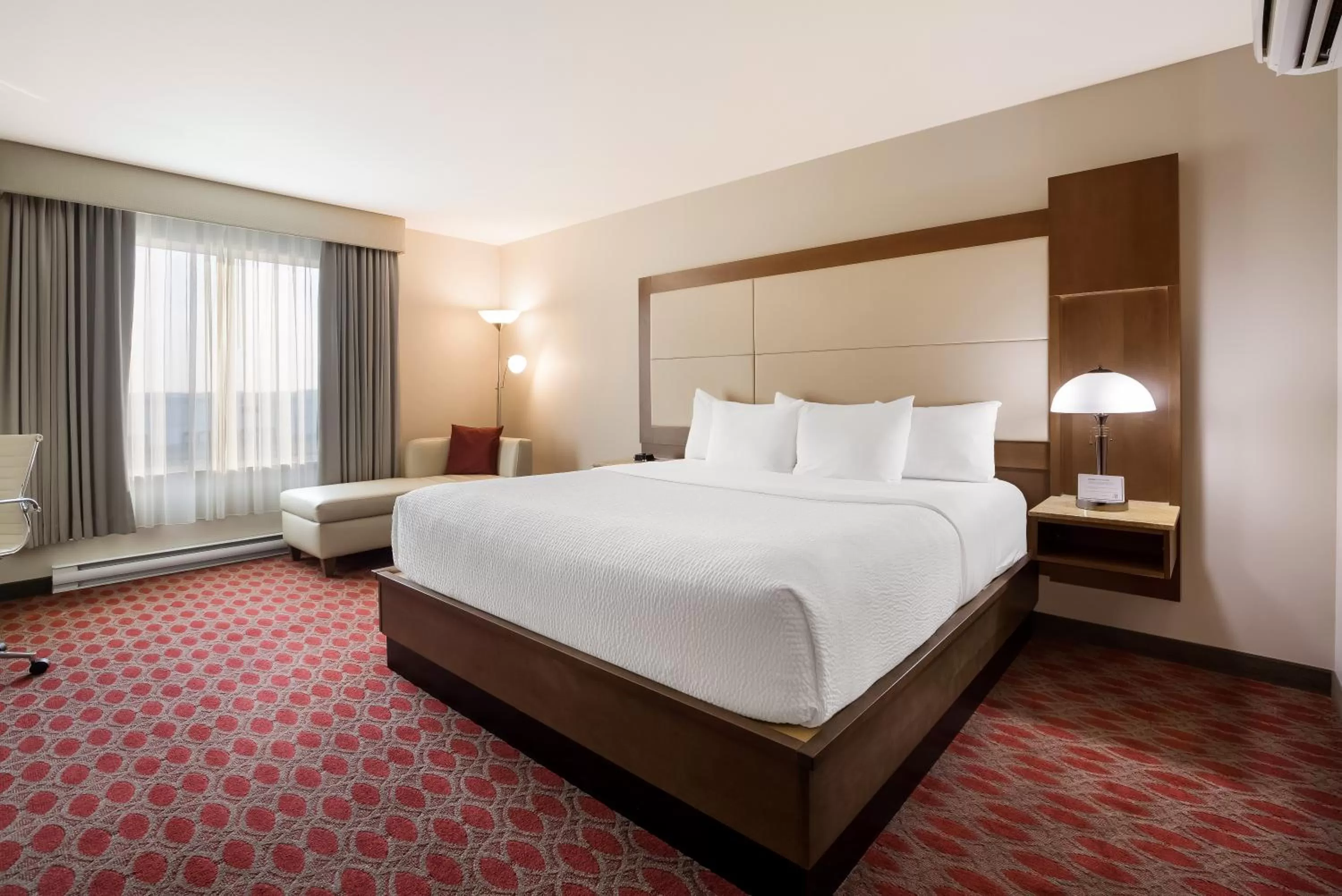 Bedroom, Bed in Hotel 11, MOD A Sonesta Collection