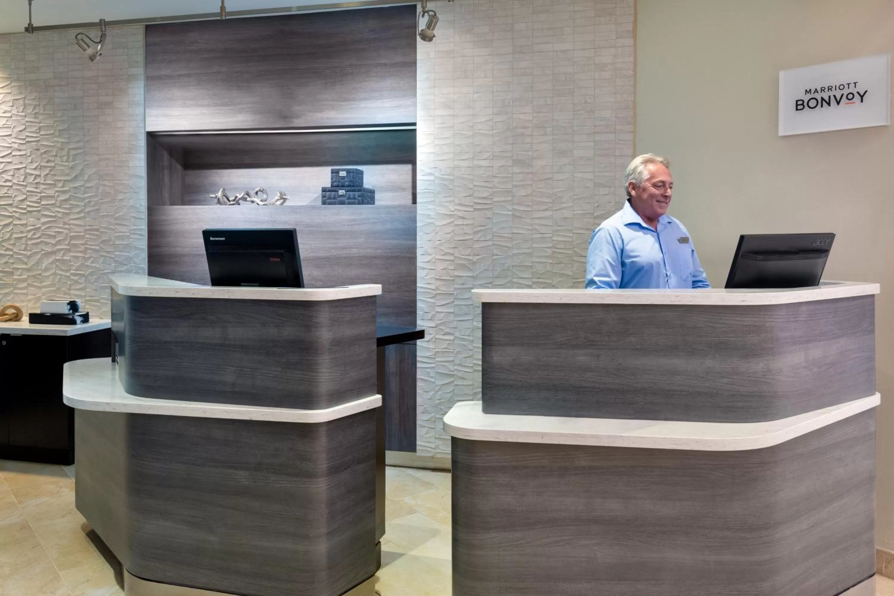 Lobby or reception in Courtyard by Marriott Sarasota at University Town Center