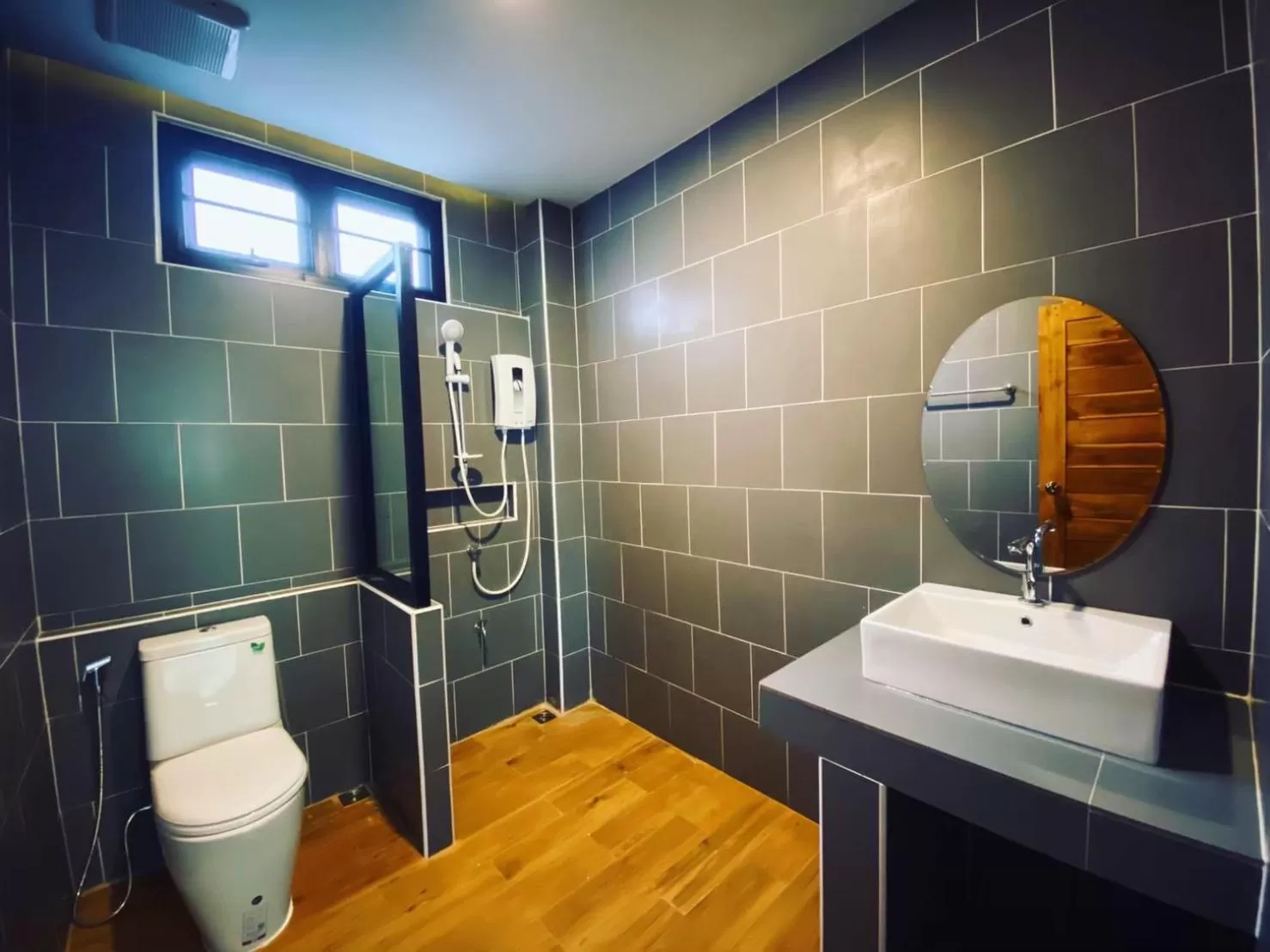 Leela Boutique (ลีลาบูทีค)