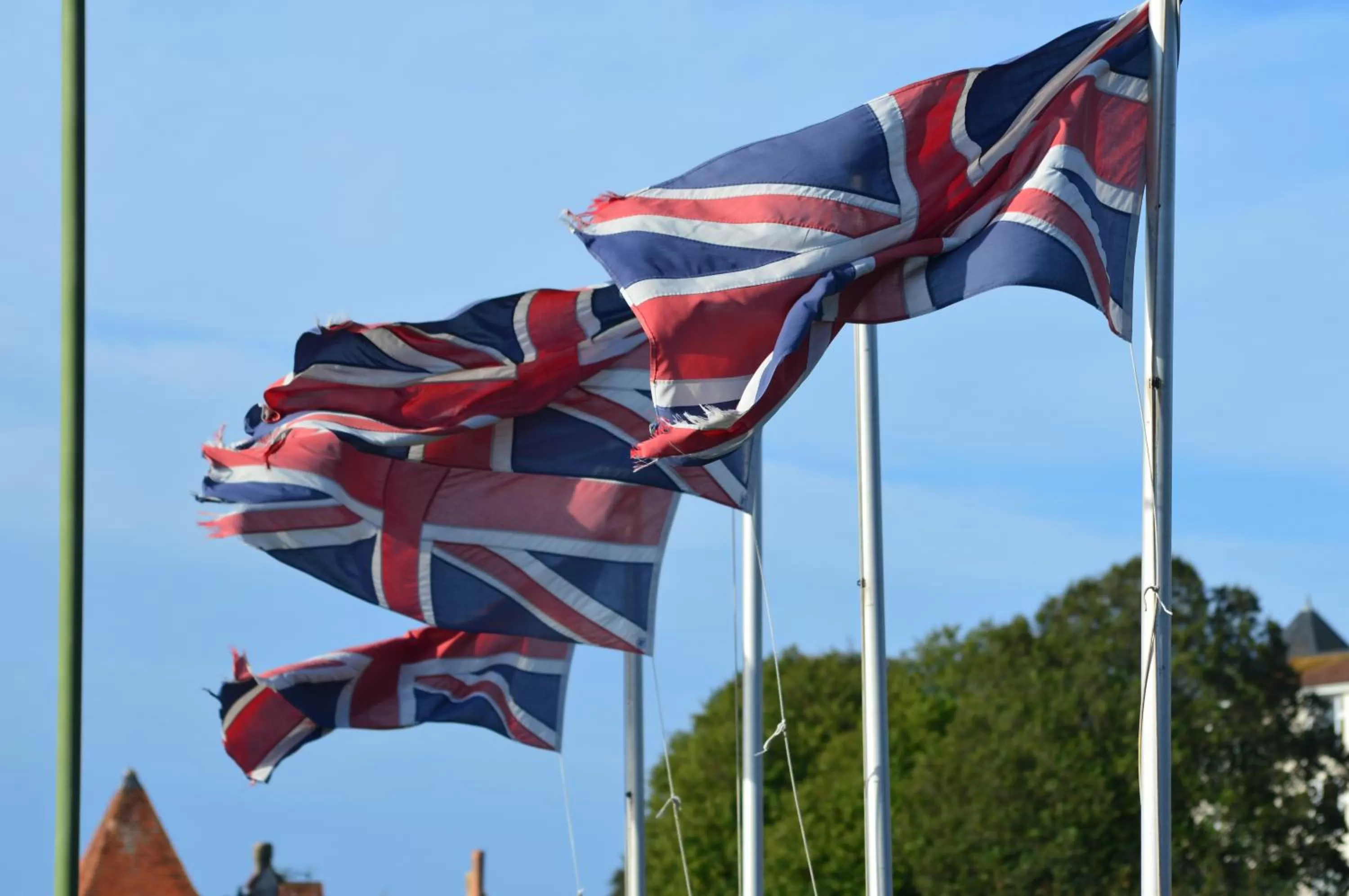 Logo/Certificate/Sign in Livermead House Hotel